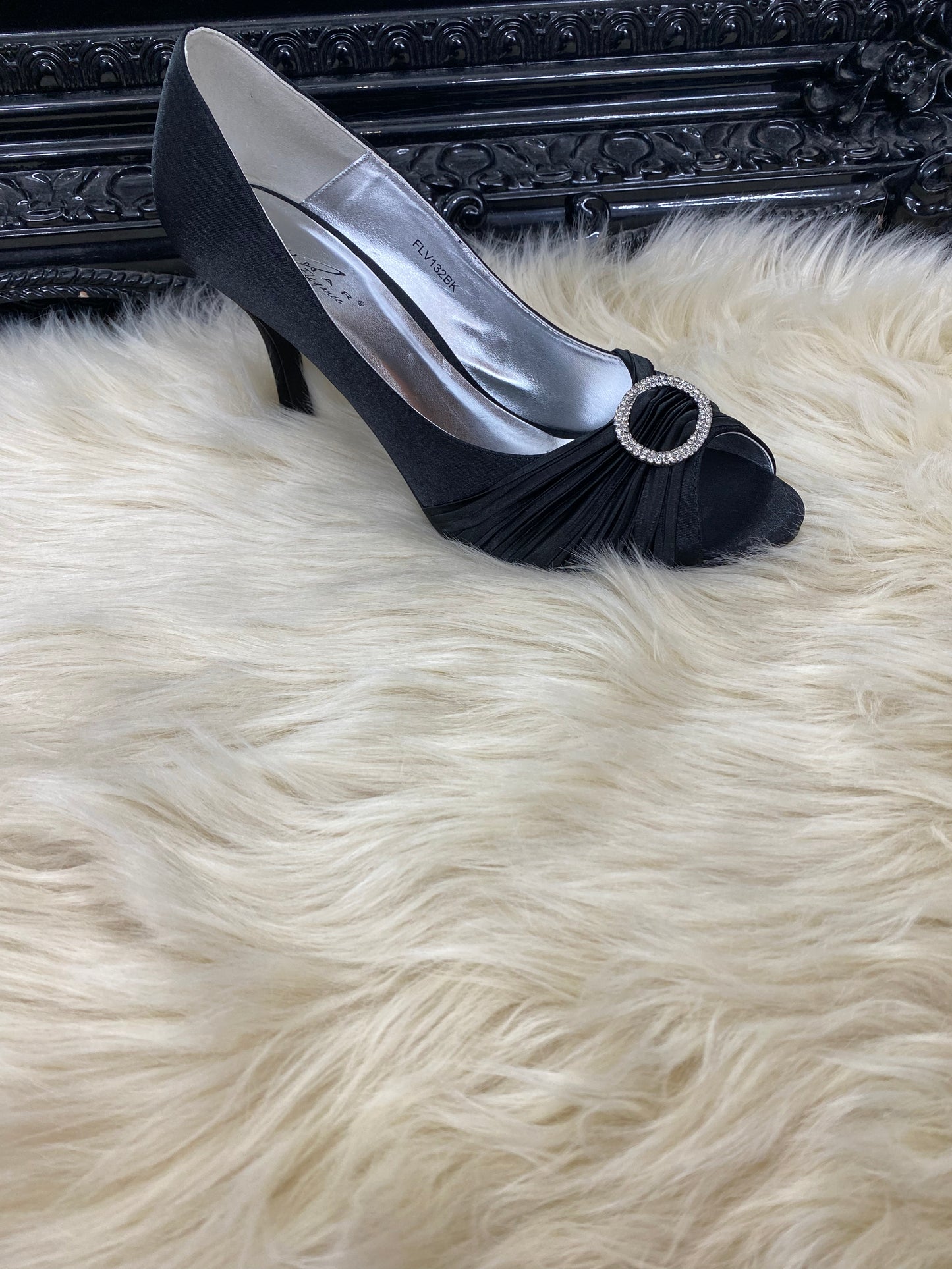 LUNAR ELEGANCE SIENNA - BLACK