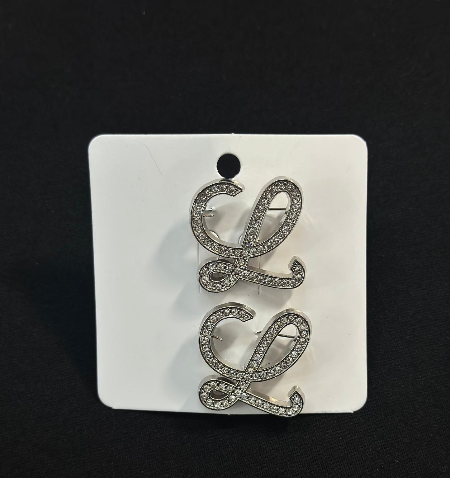 D- INSPIRED BROACH
