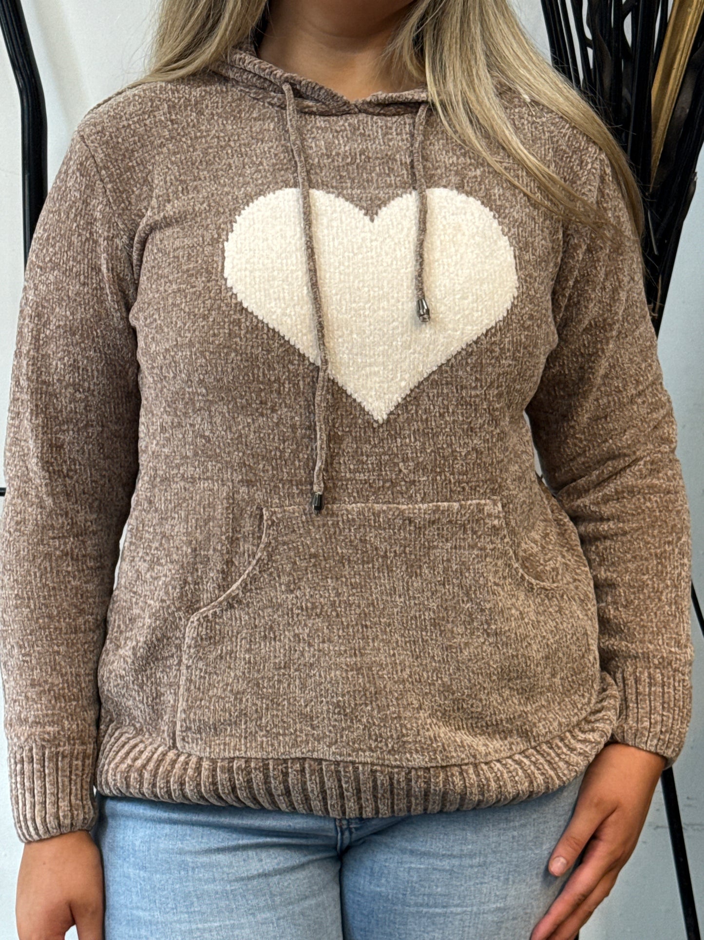 JAMIE-CHENNILE HOODY HEART JUMPER