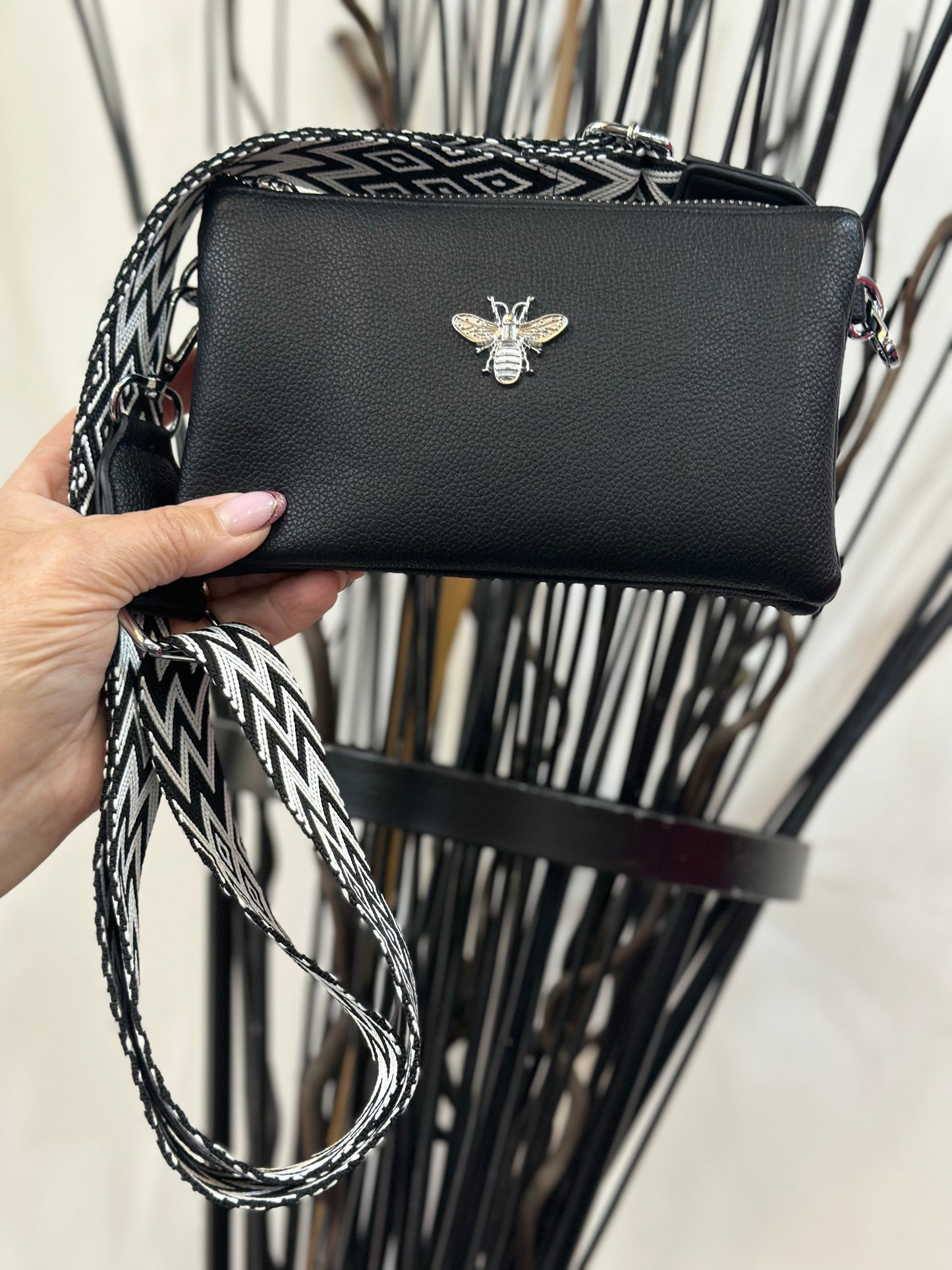 SOPHIE BEE BAG- USE CODE