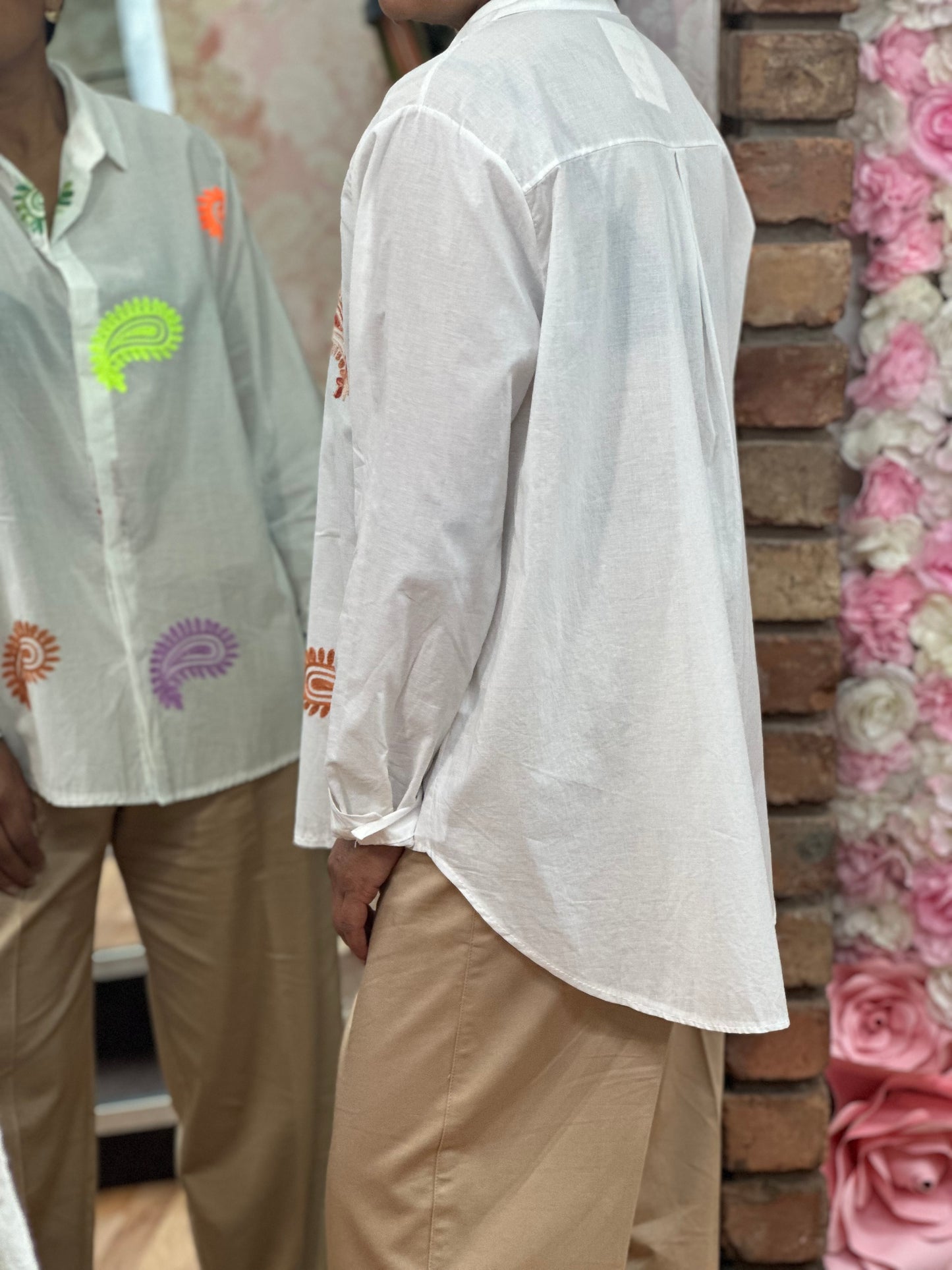 PAISLEY EMB SHIRT -