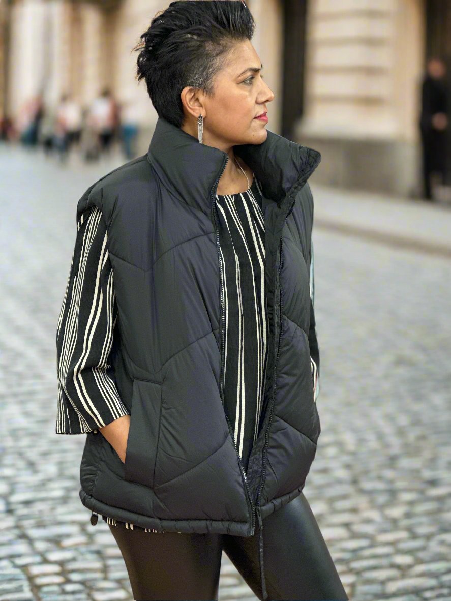 BYOUNG- BOMINA GILLET-BLACK- #LASTONELEFT