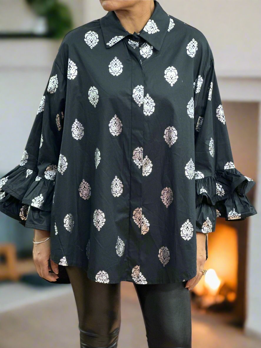 FOIL PAISLEY RUFFLE CUFF SHIRT
