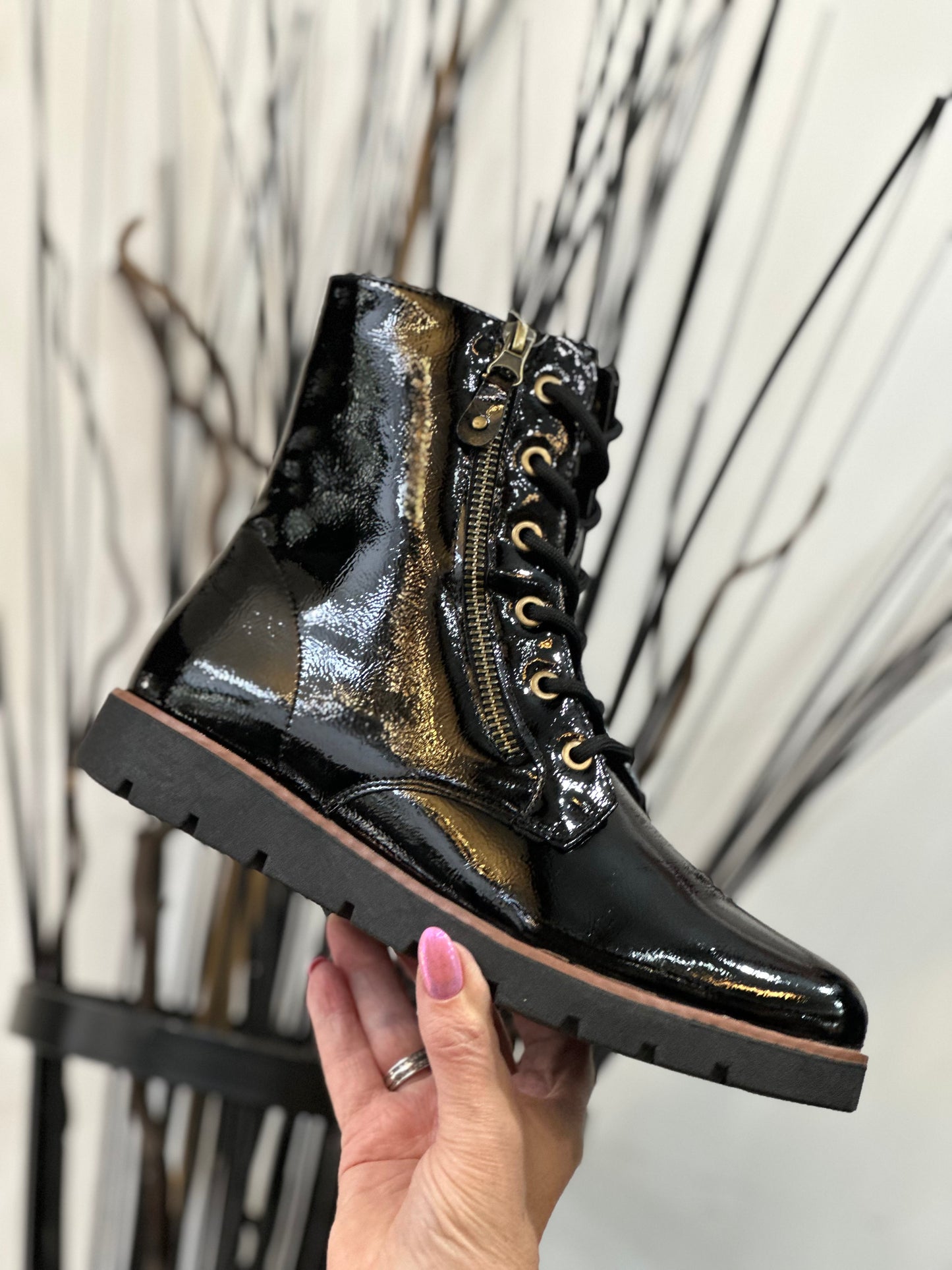 LILLIAN-PATENT LACE/ZIP ANKLE BOOT-BLACK --#FLASH££OFF