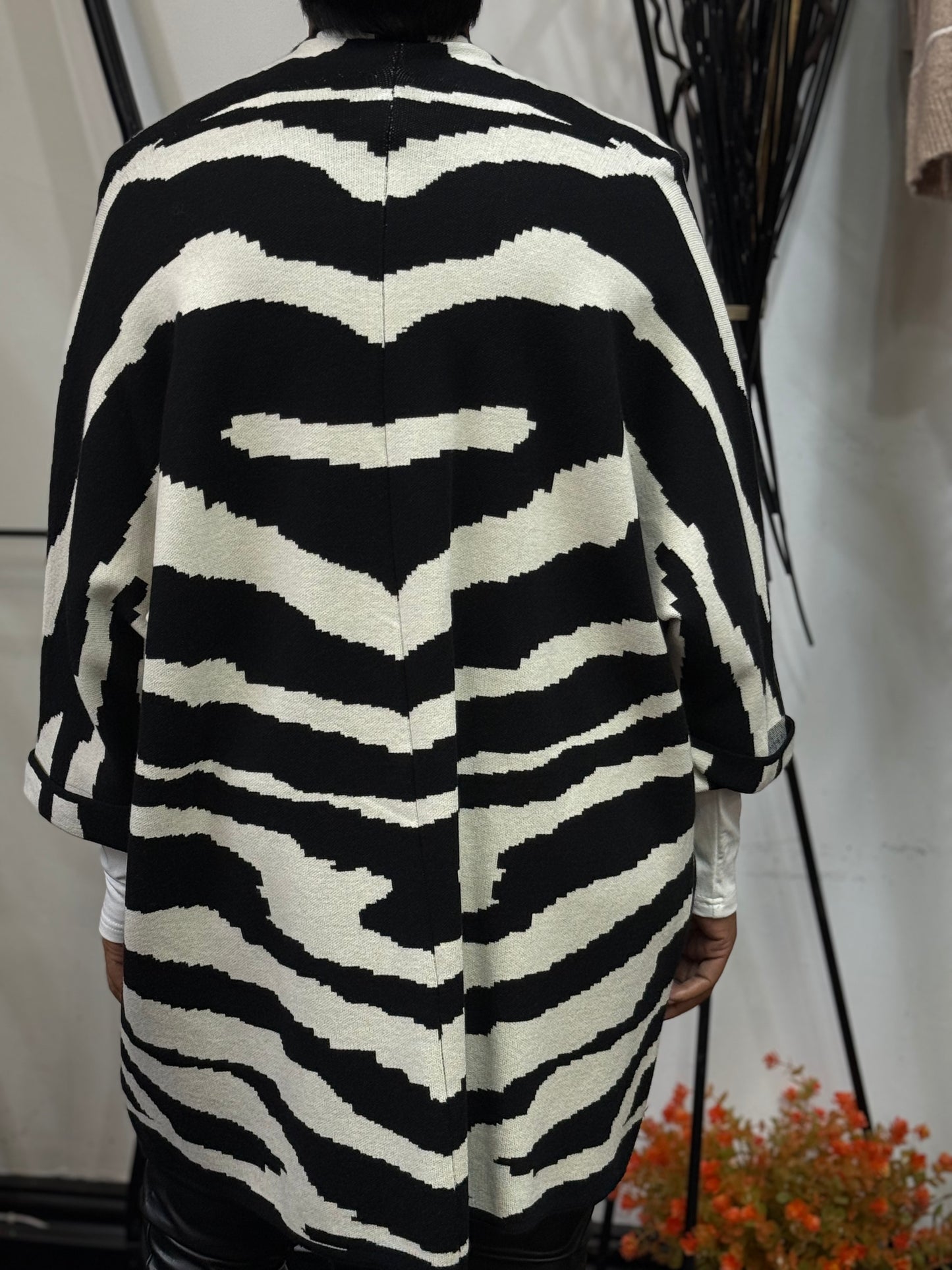 CHERISH- PREMIUM KNIT ZEBRA CARDI JACKET #BFSALEPRICEDROP