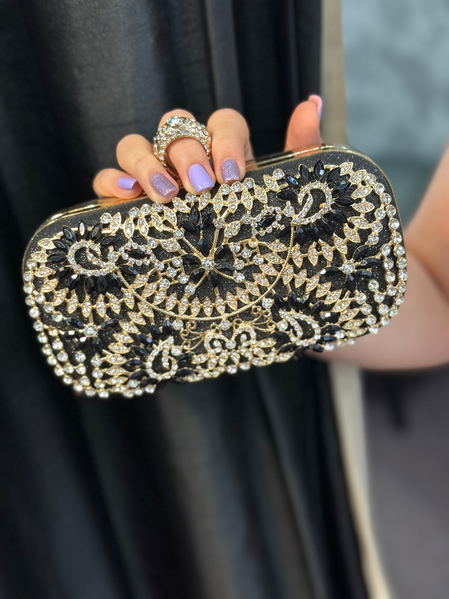 DIAMANTE DESIGN CLUTCH-