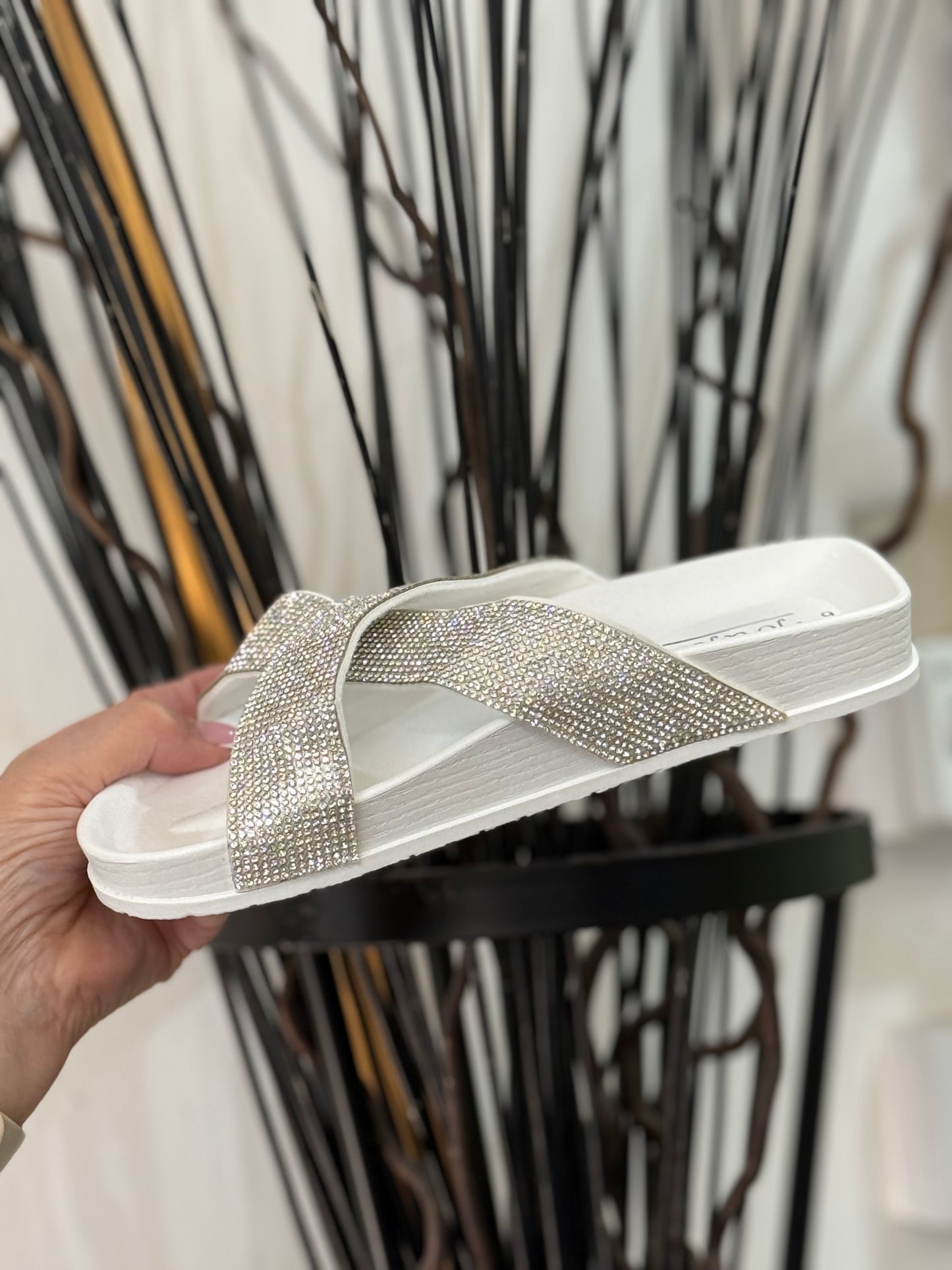 DUSK - POOLSIDE SPARKLE SLIDER