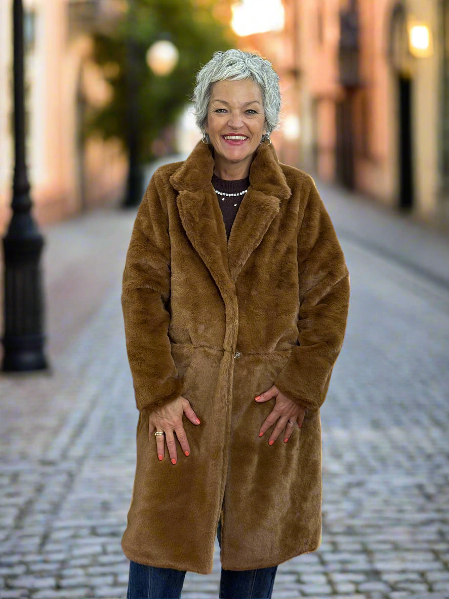 MELENIE -FAUX FUR FRONT POCKET COAT