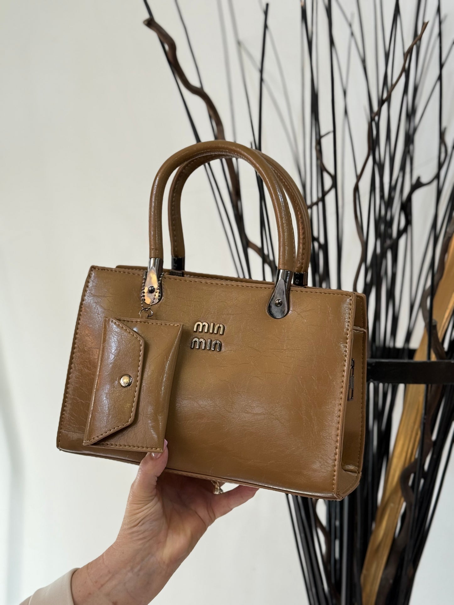 MIN-MIN- VEGAN LEATHER WALLET H/BAG