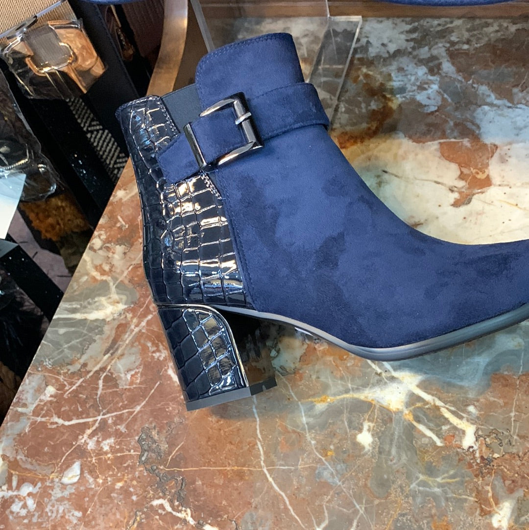 EUROPA LUNAR ANKLE BOOT - NAVY