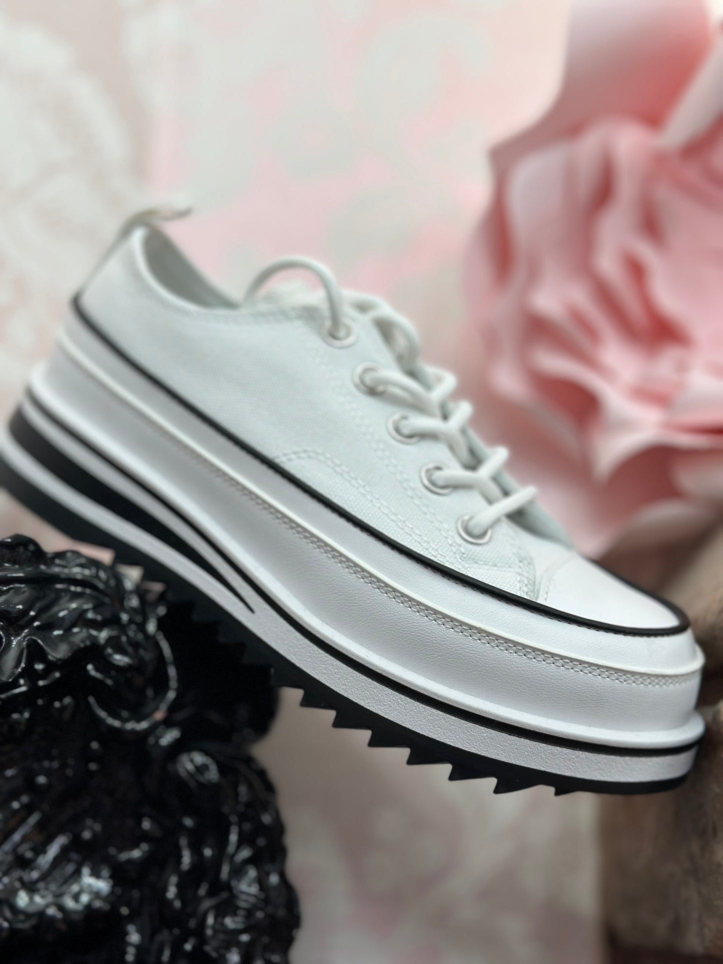 CANVAS D-INSPIRED PLATFORM TRAINER-WHITE