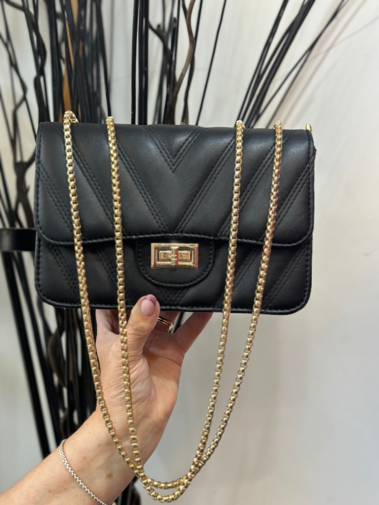 QUILT FRONT CHAIN BAG- USE CODE