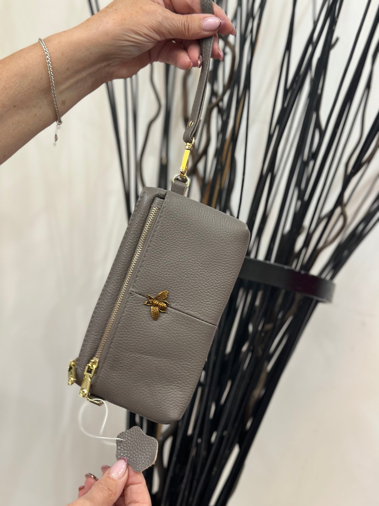LEATHER WALLET/PURSE -