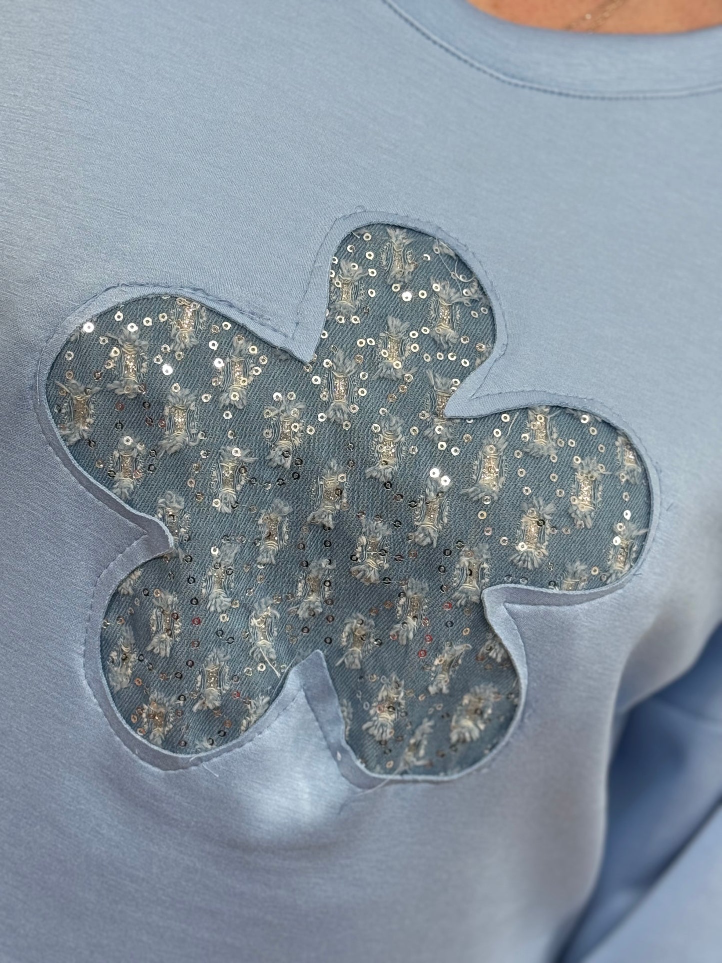 SPARKLE CUT OUT DAISY SWEAT