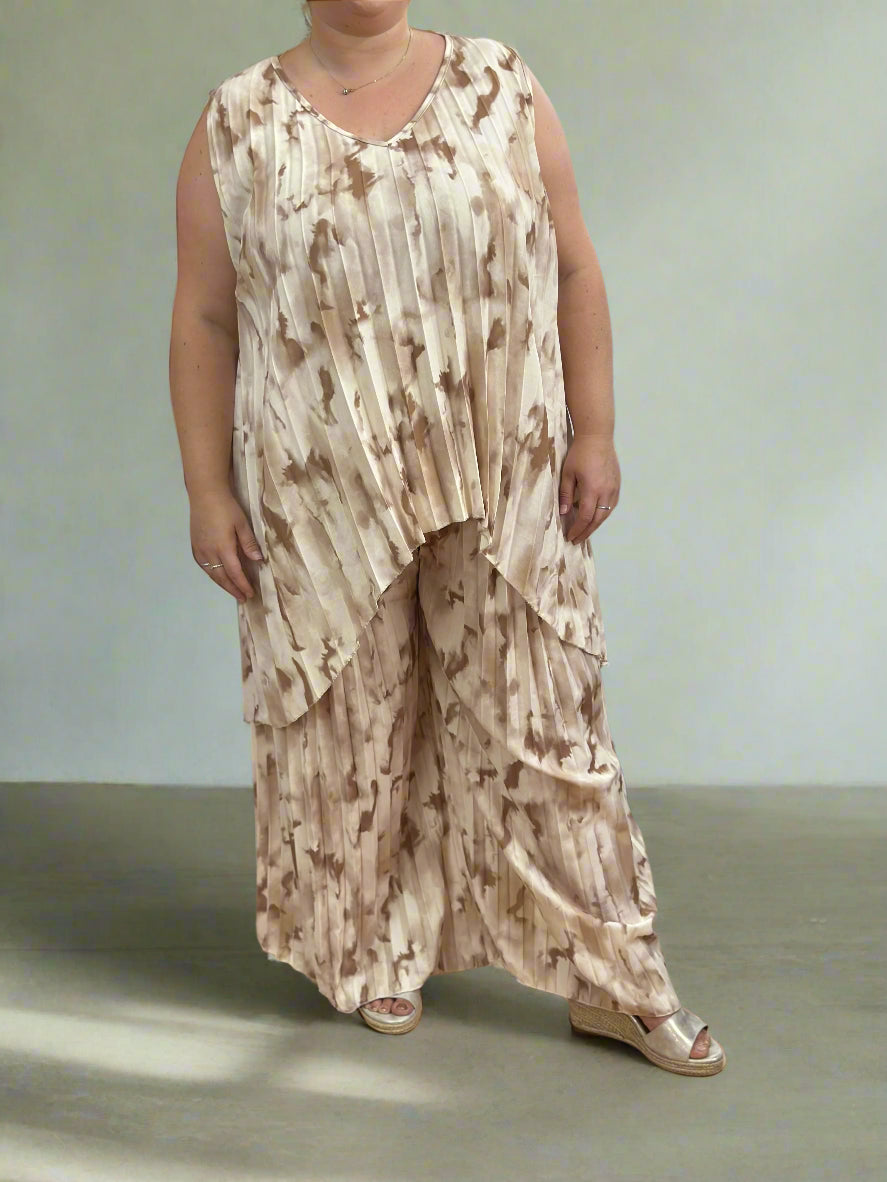 CHESCA PLEATS -ADA PRINT CO-ORD SET- CURVE