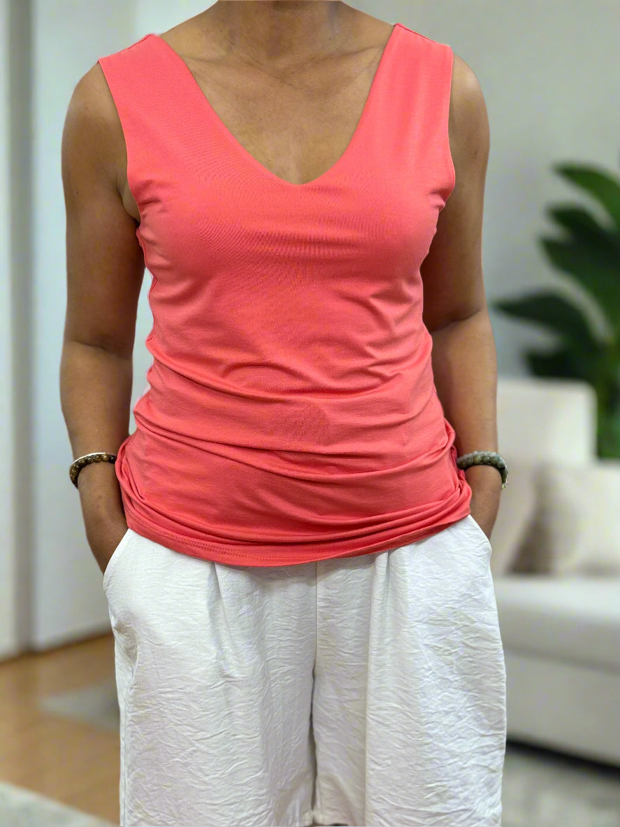 AVA - V/NECK D/L VEST TOP