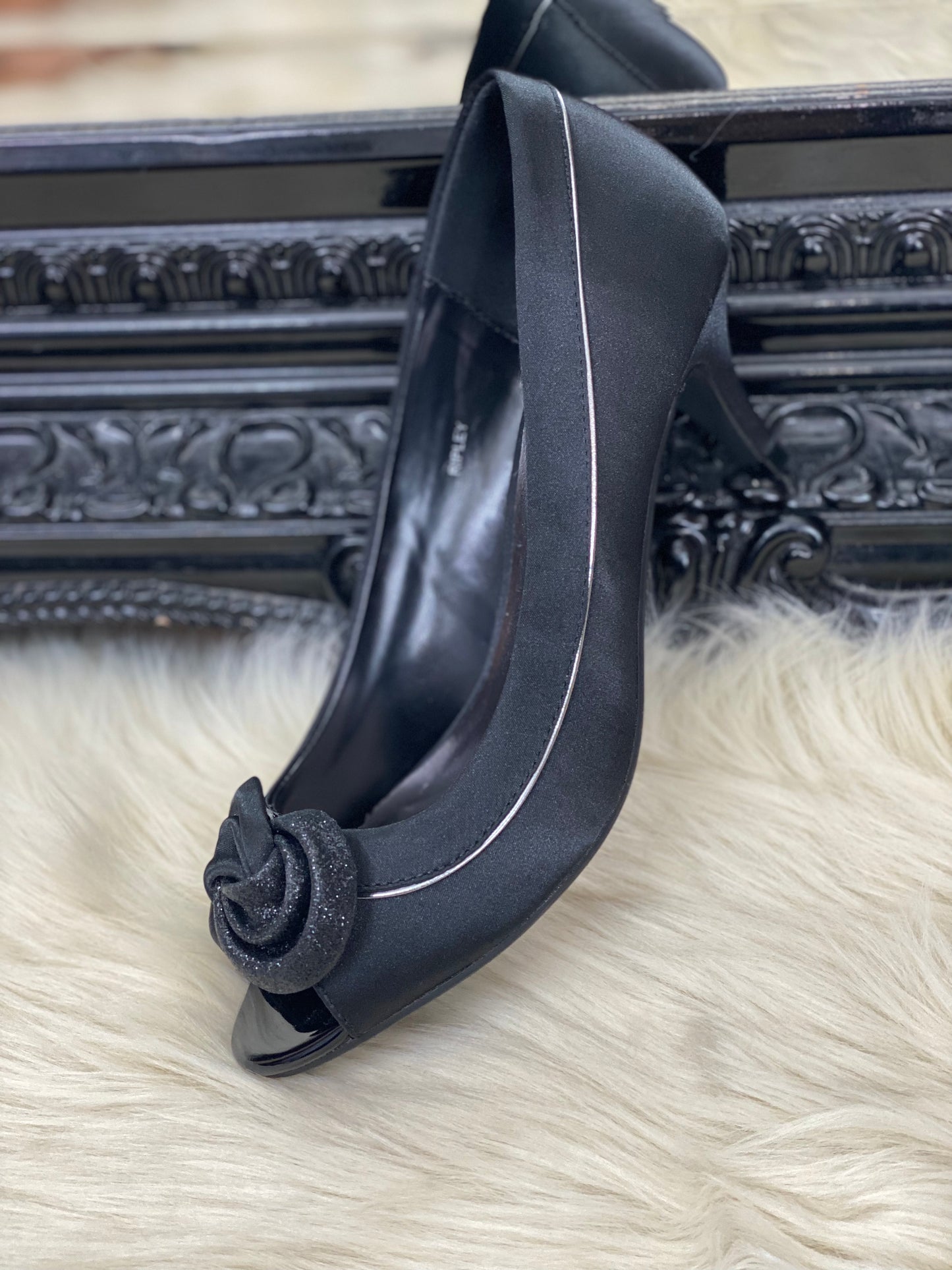 LUNAR ELEGANCE SHOE RIPLEY BLACK