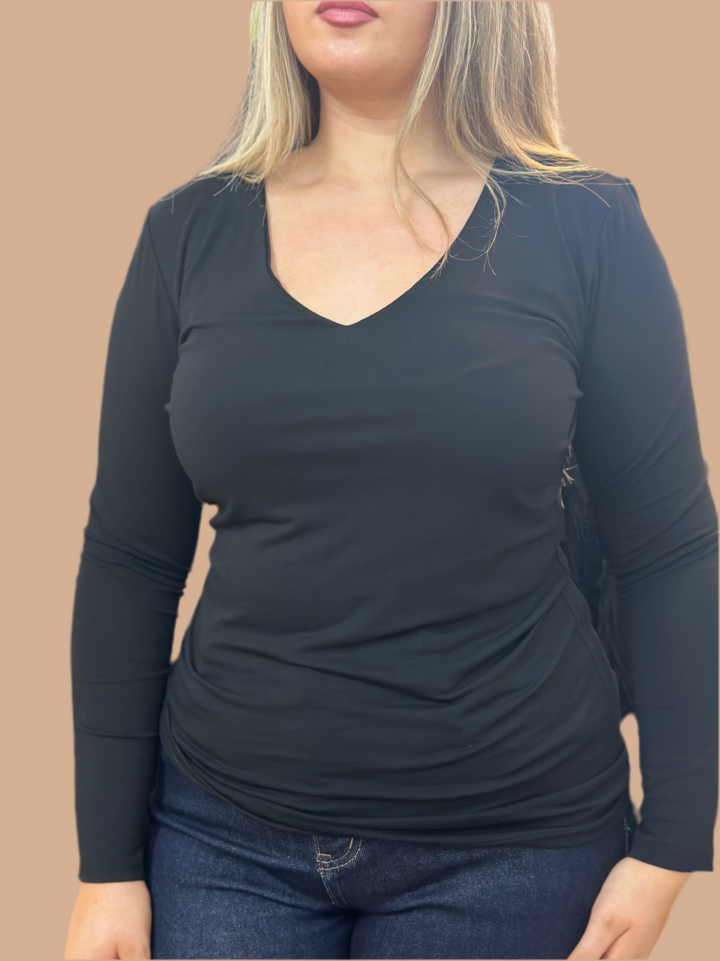 AVA MWBASIC L/S V-NECK LAYERING TOP