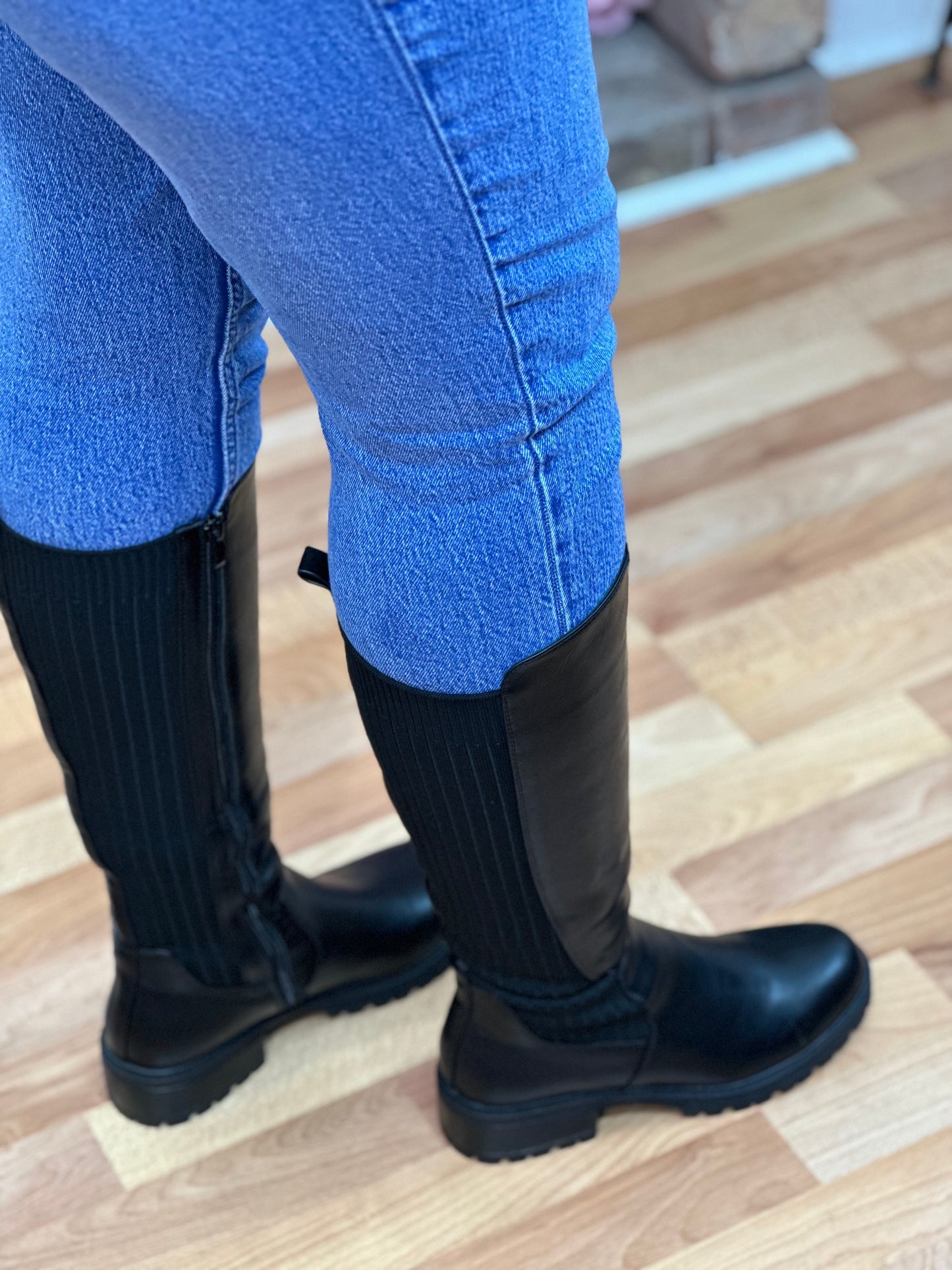 TORI HALF/HALF KNEEHIGH BOOT-BLACK