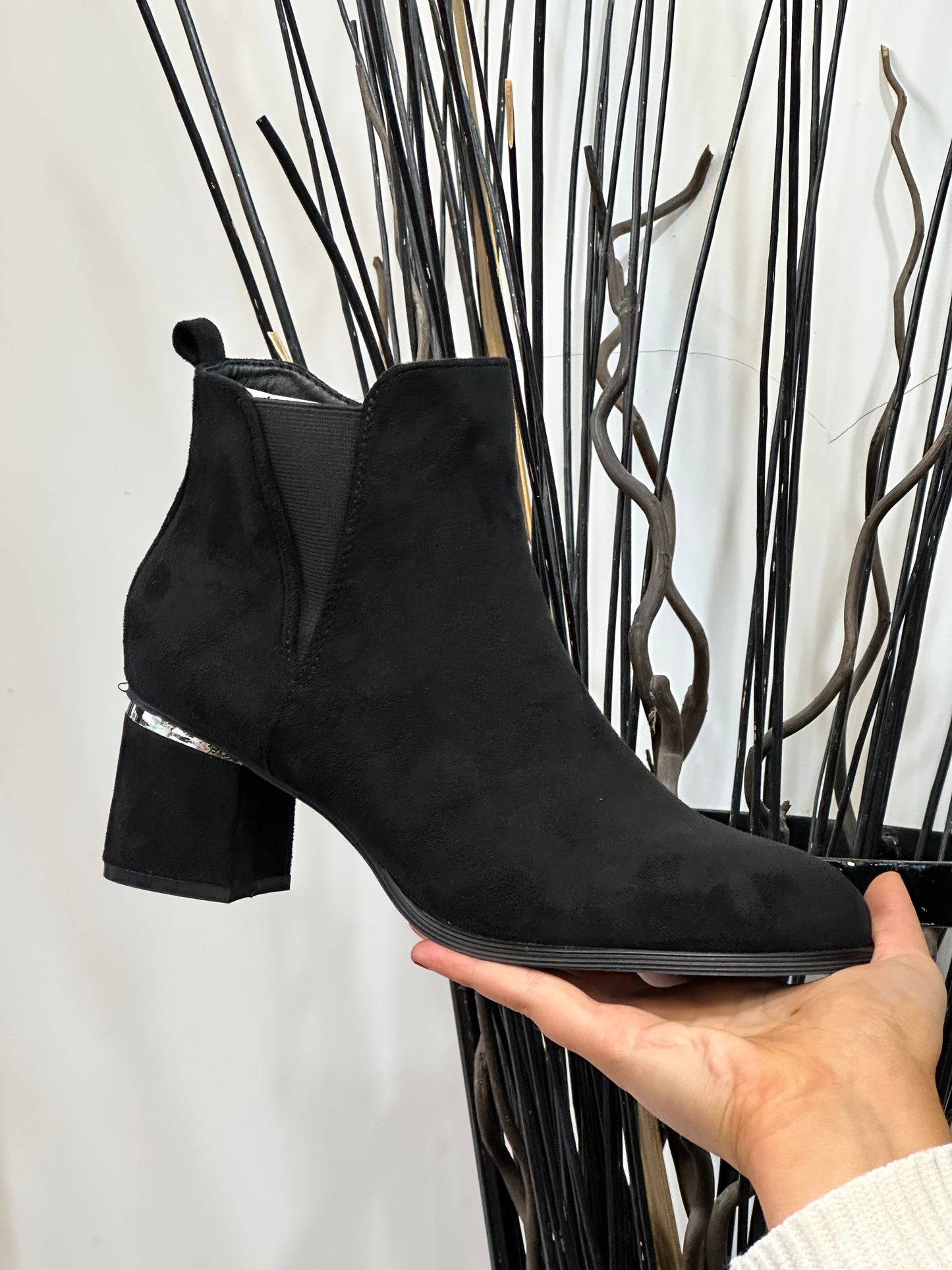 ADA- SUEDETTE ANKLE BOOT-BLACK -