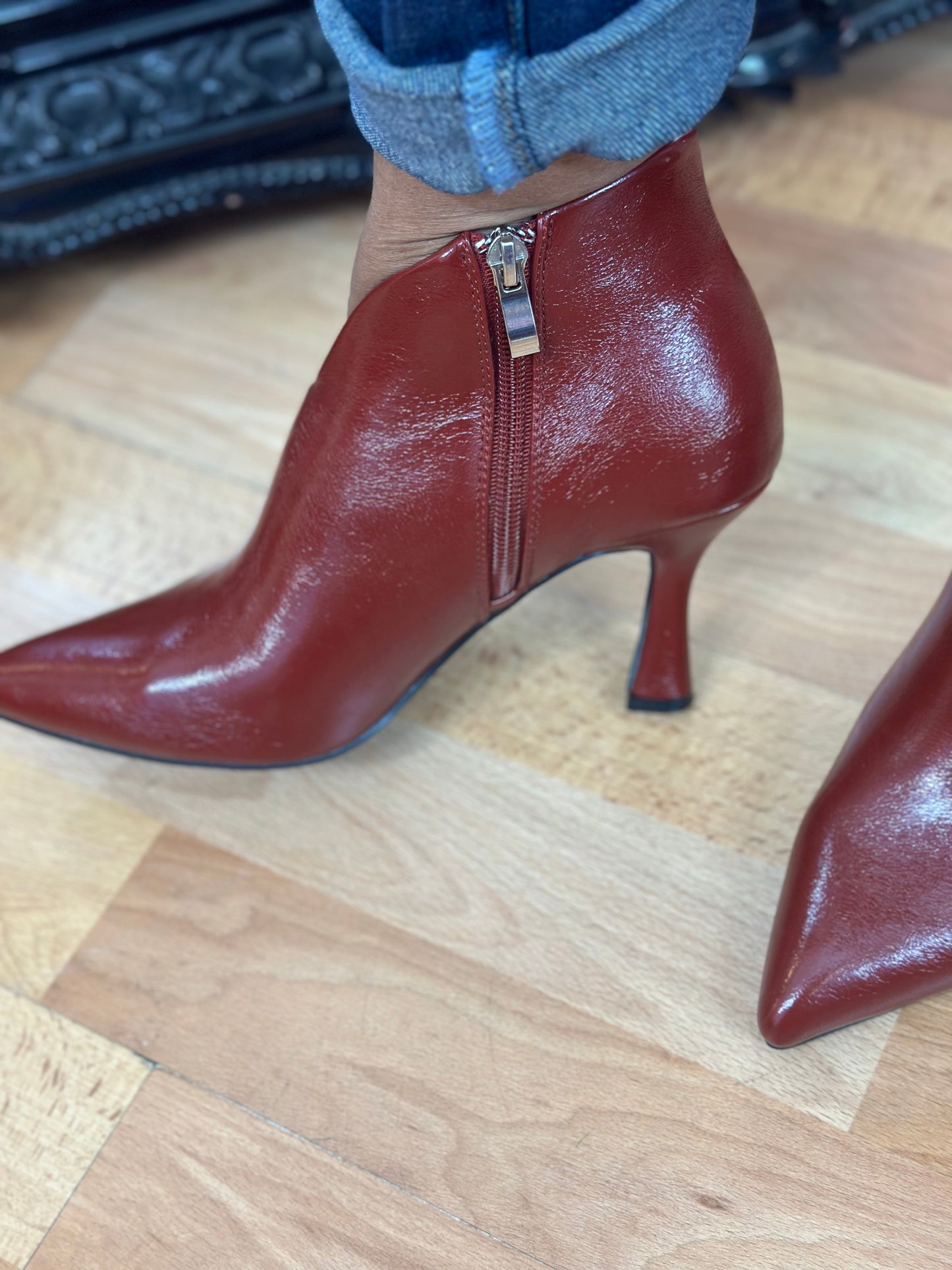 SAVILLE SHOE BOOT- BURG RED