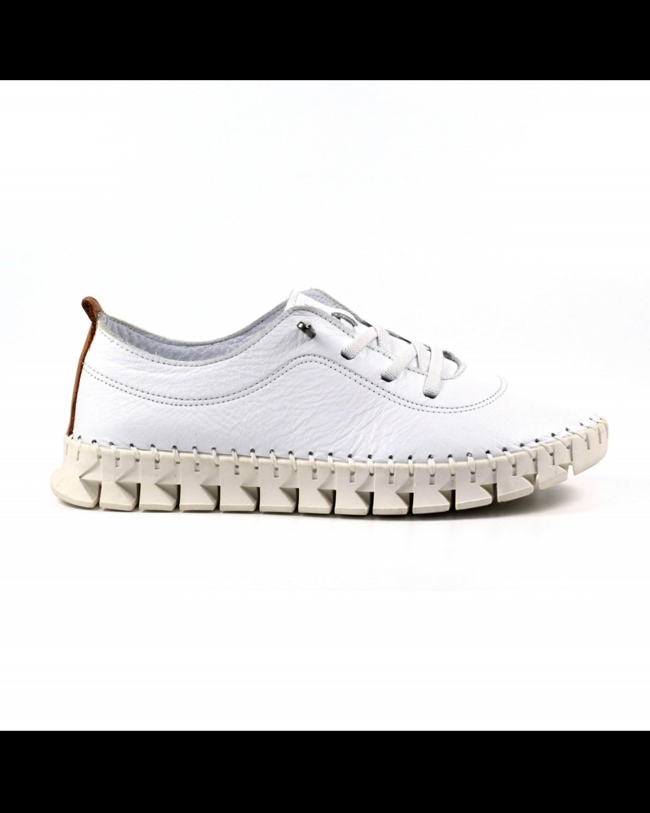 LUNAR- AUSTELL LEATHER PUMP-WHITE