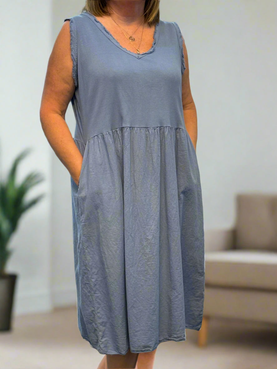 LOUISA -V SLEEVELESS RIB COTTON DRESS-CURVE