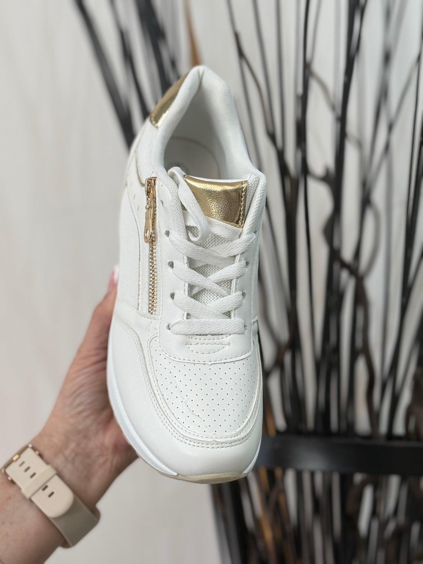 MARIS- WEDGE TRAINER -WHITE/GOLD