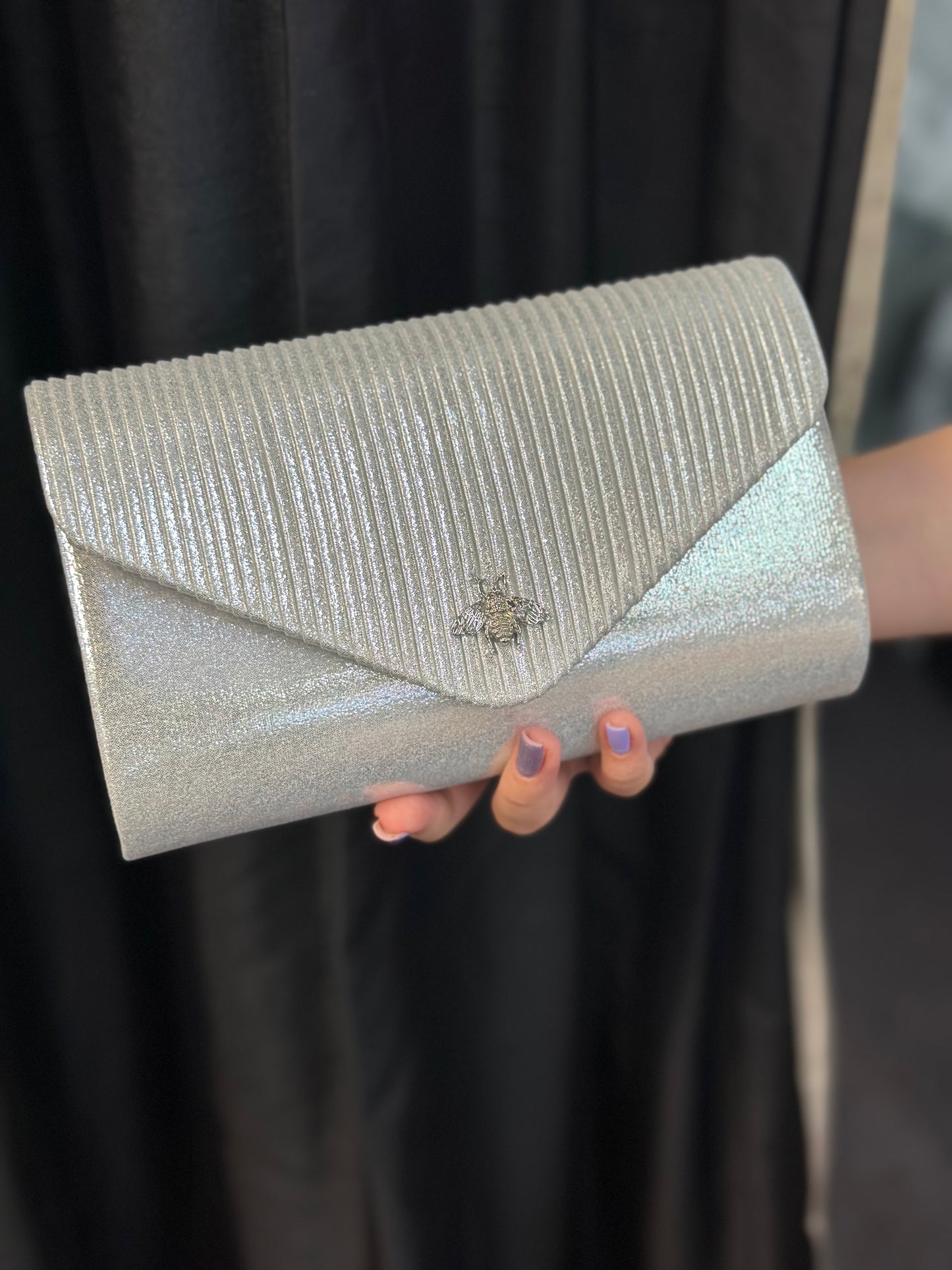BEE METALLIIC CLUTCH BAG-