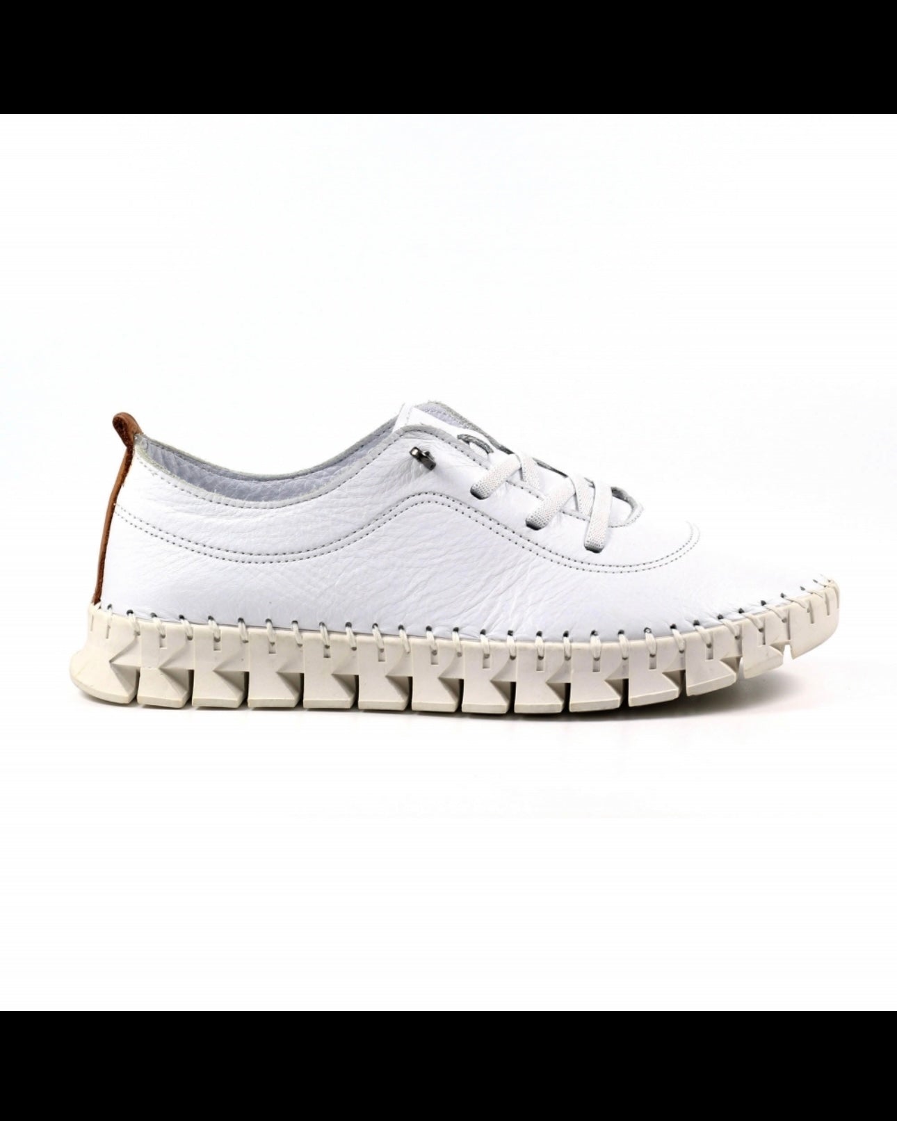 LUNAR- AUSTELL LEATHER PUMP-WHITE