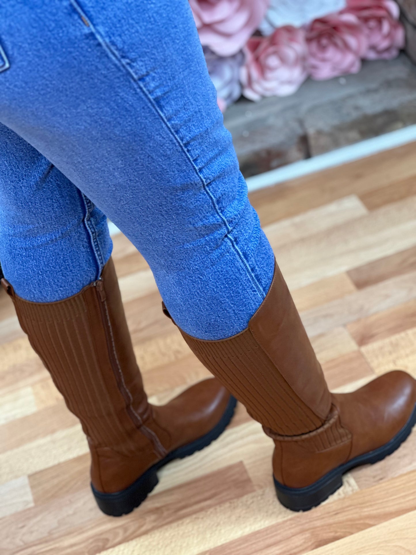 TORI HALF/HALF KNEEHIGH BOOT-TAN