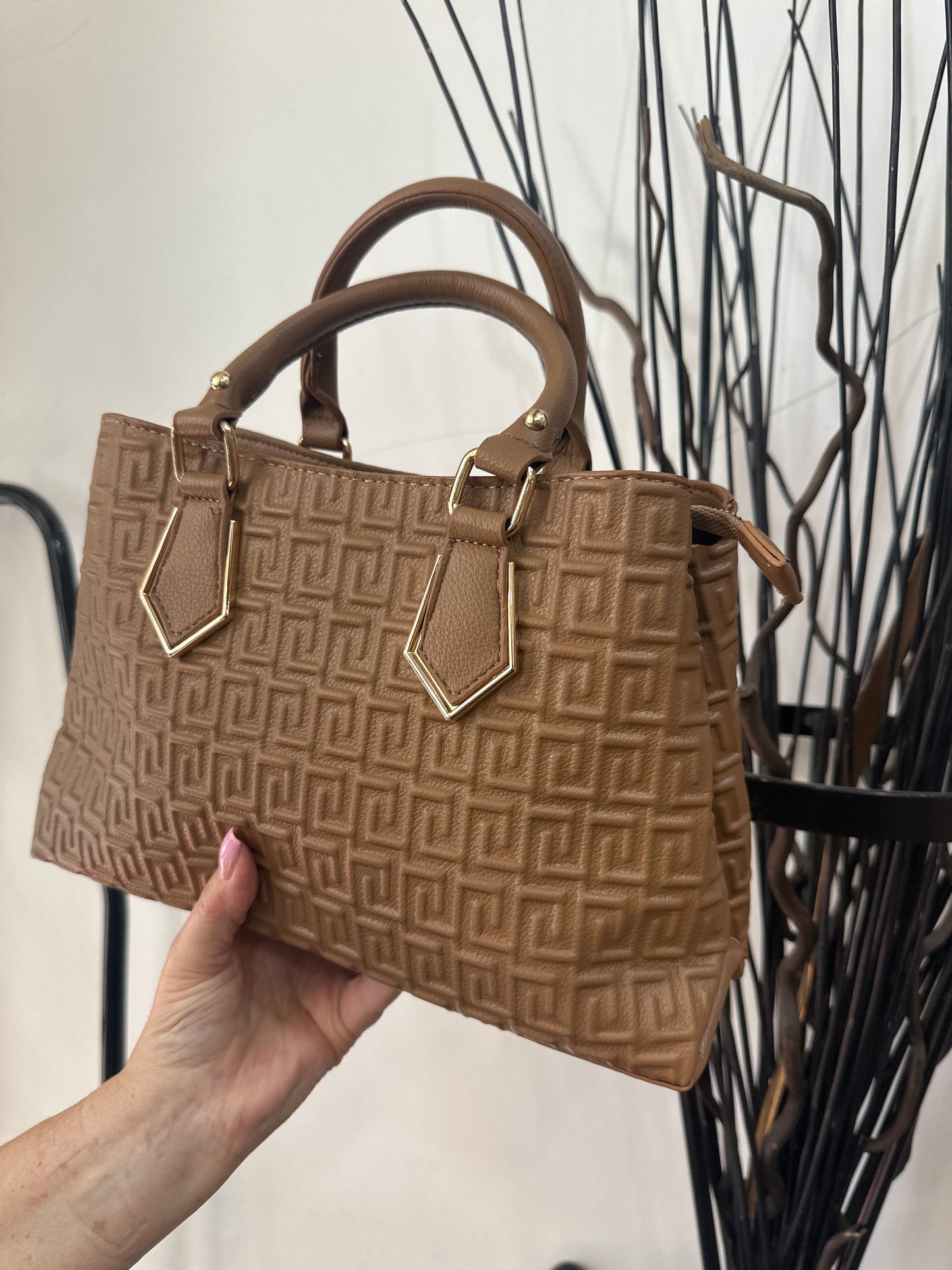 F-ENDI - FF RAISED EMBOSSED H/BAG