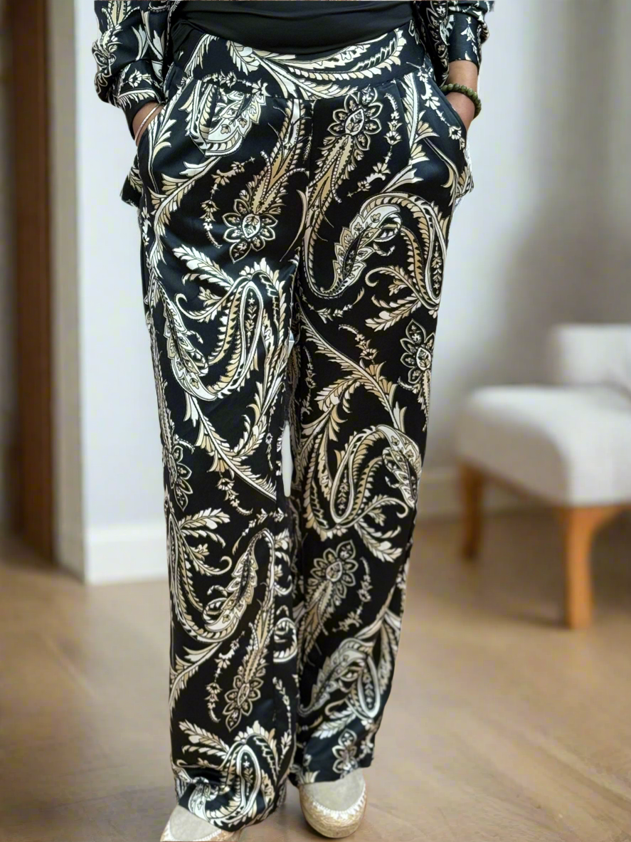 BYOUNG- FLAIR PRINT SILKY TROUSER-CO-ORD