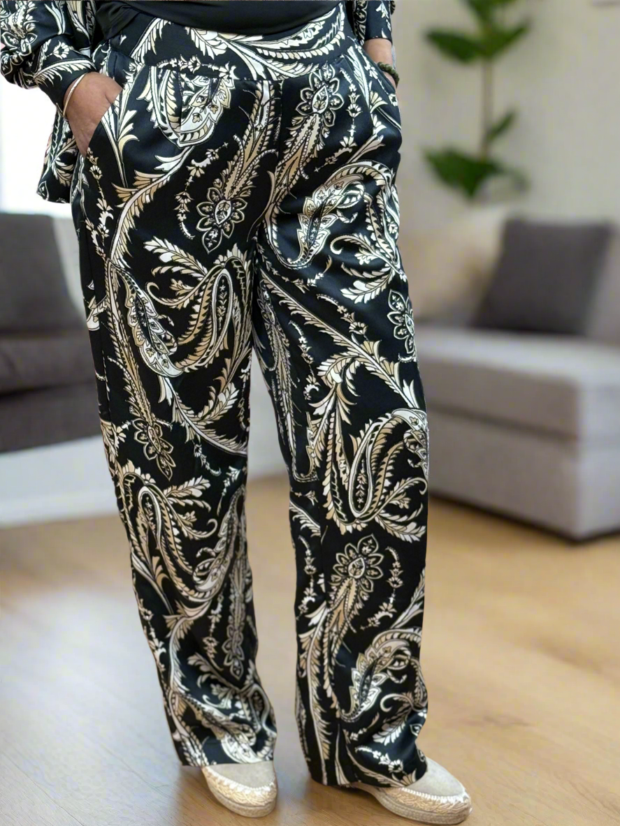 BYOUNG- FLAIR PRINT SILKY TROUSER-CO-ORD