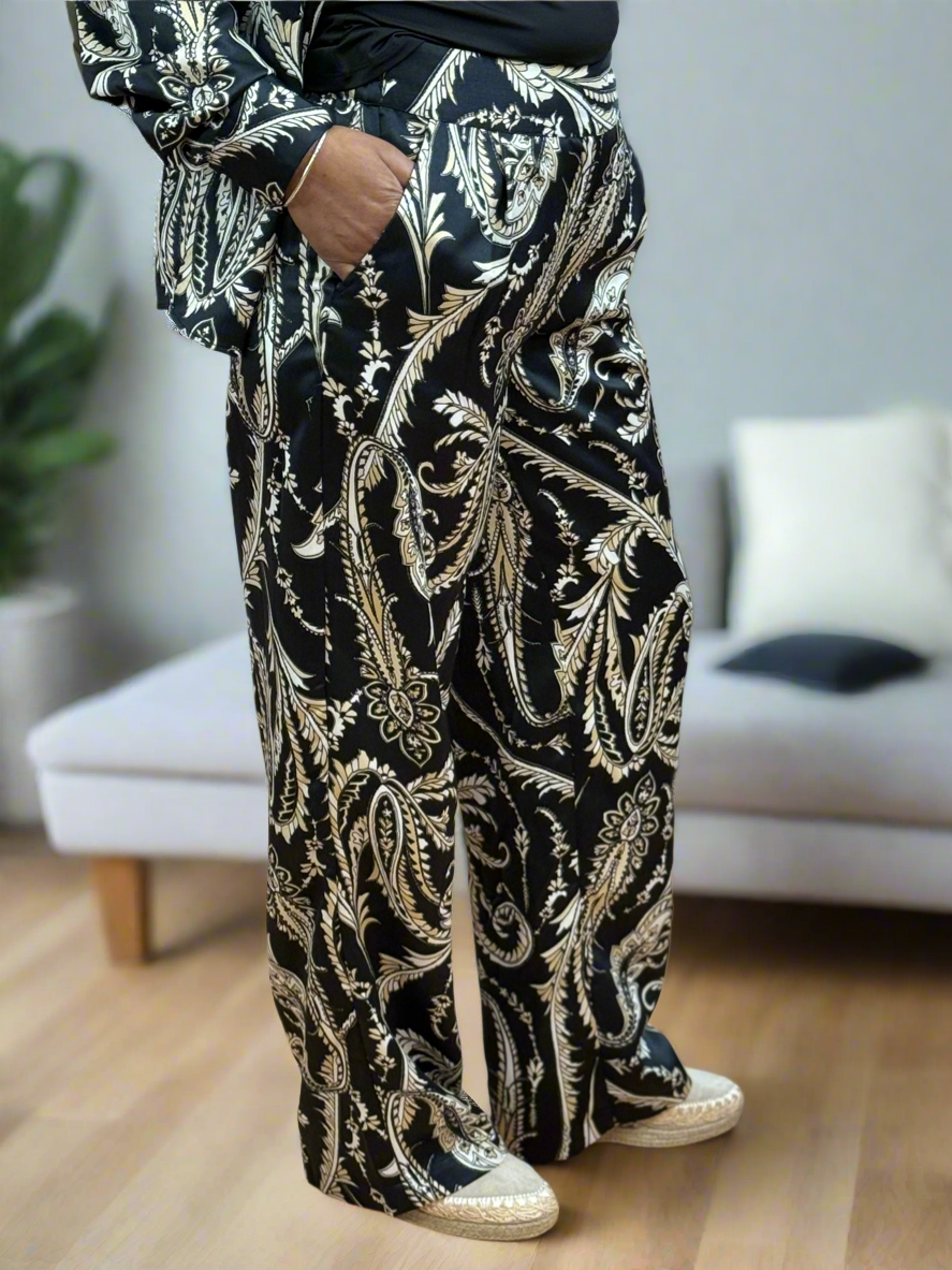 BYOUNG- FLAIR PRINT SILKY TROUSER-CO-ORD