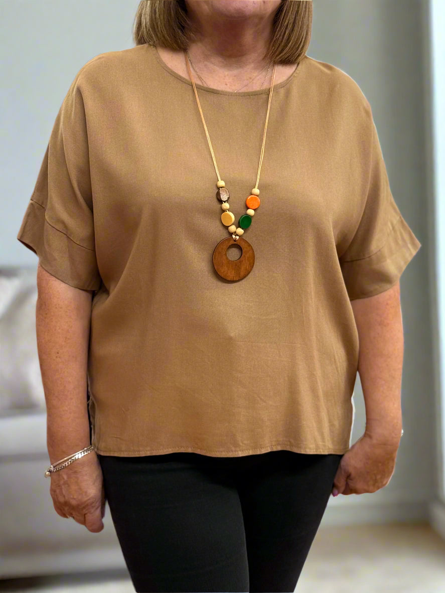 JEM BUTTON BACK TOP D/HEM