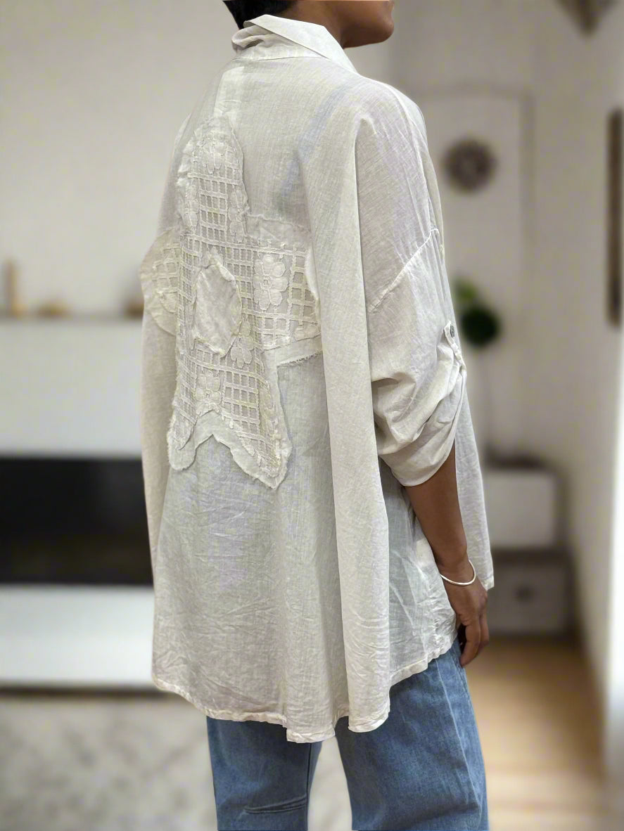 HANNAH- WASHED FLOWER APP SHIRT