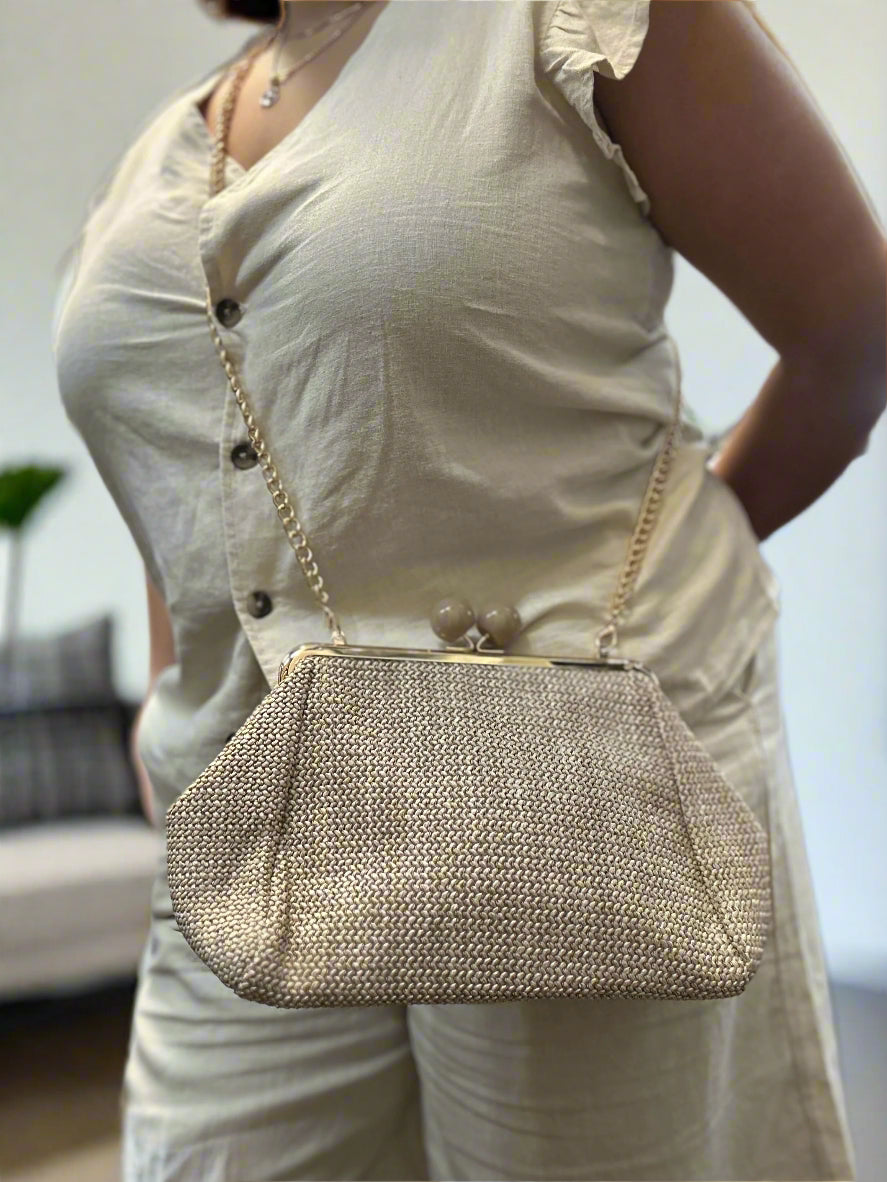 STRAW HESSIAN CLUTCH BAG