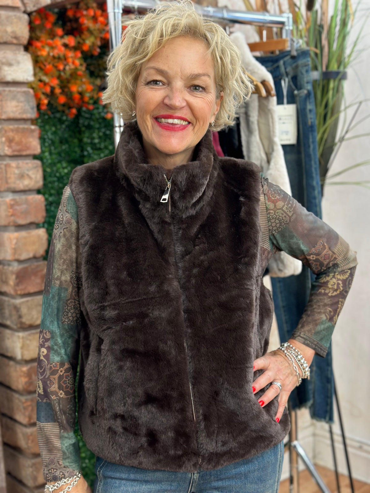 DENVER- FAUX FUR GILLET