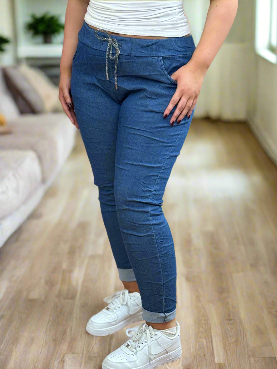 BECKY DENIM MAGIC TROUSER