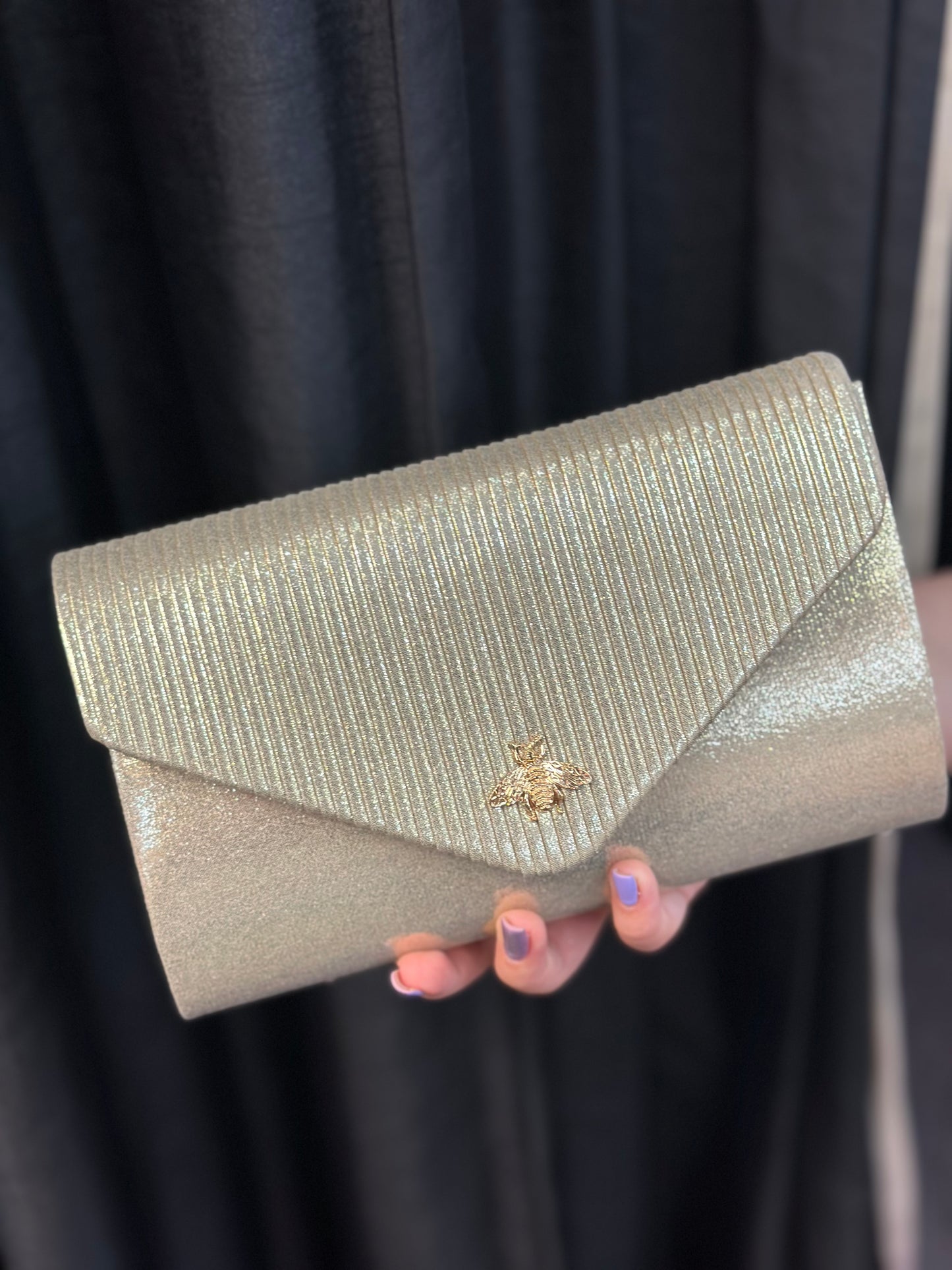 BEE METALLIIC CLUTCH BAG-