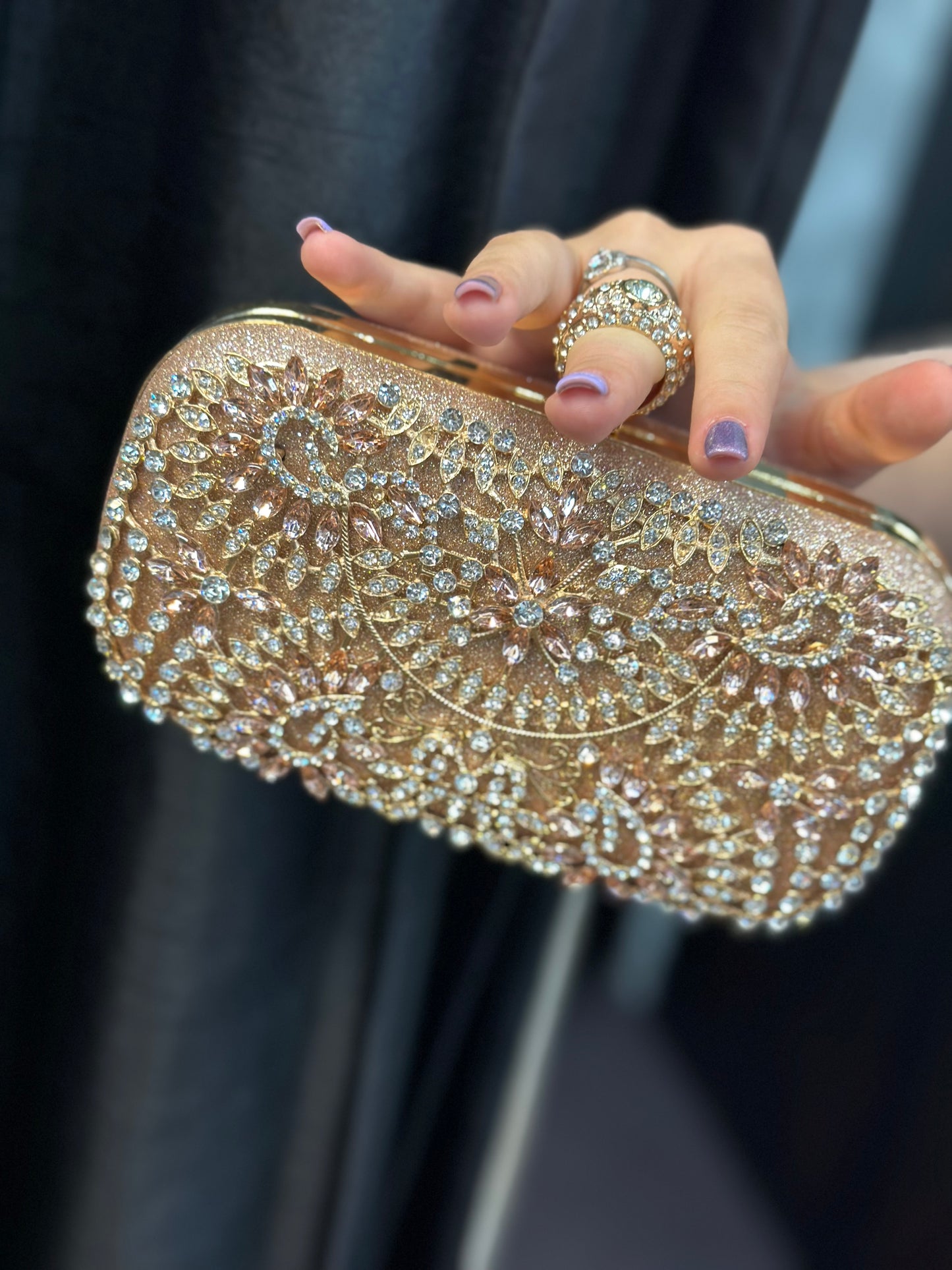 DIAMANTE DESIGN CLUTCH-