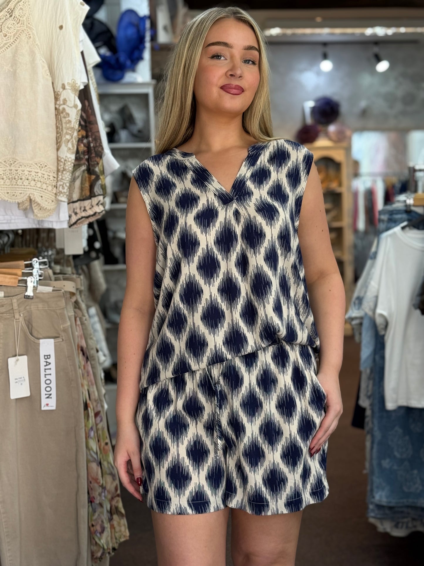 BYOUNG JOELLA OGEE PRINT SHORT