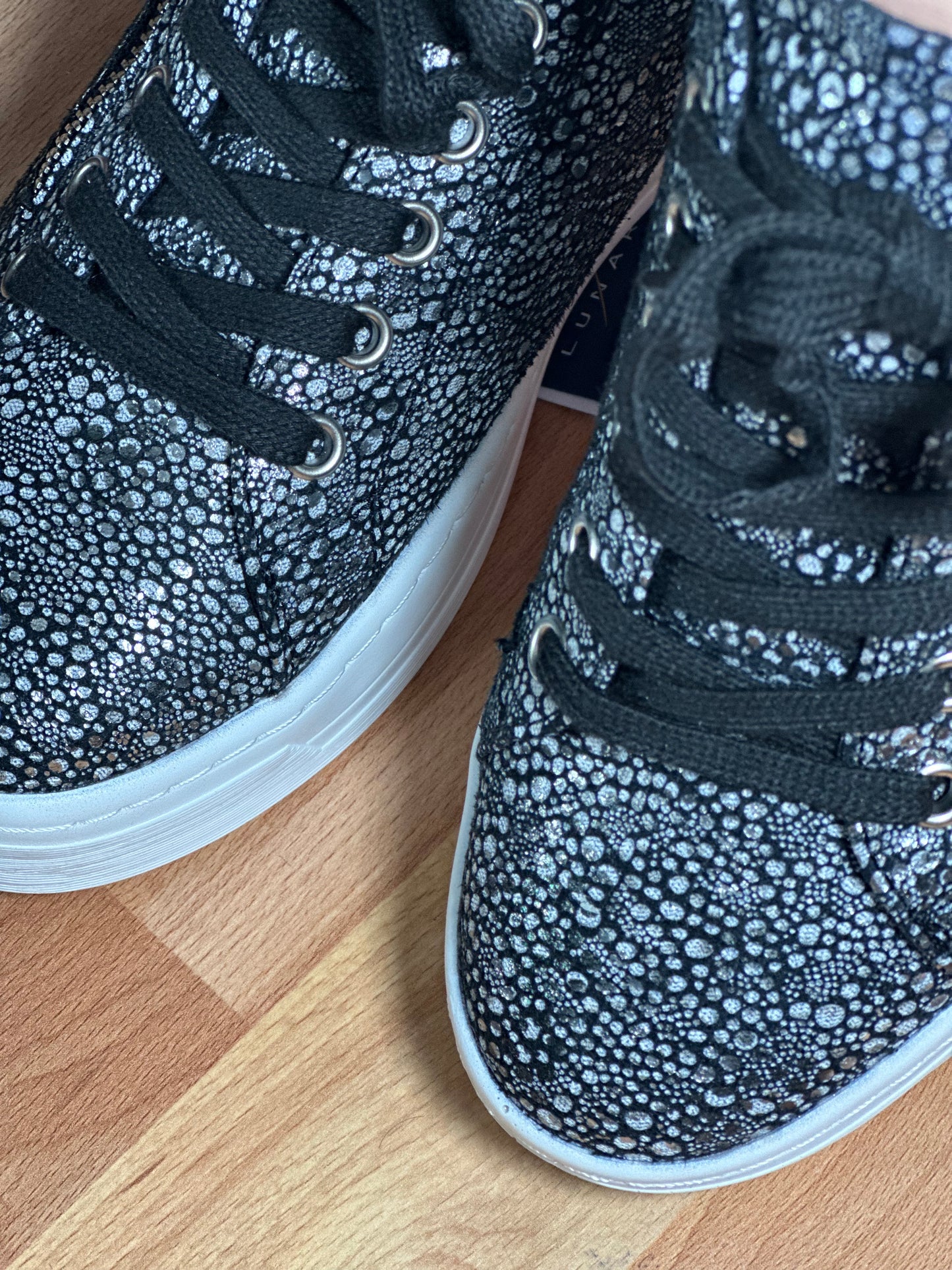 JUDD LUNAR TRAINER-BLACK SPARKLE-#STOCKROOM FLASHSALE