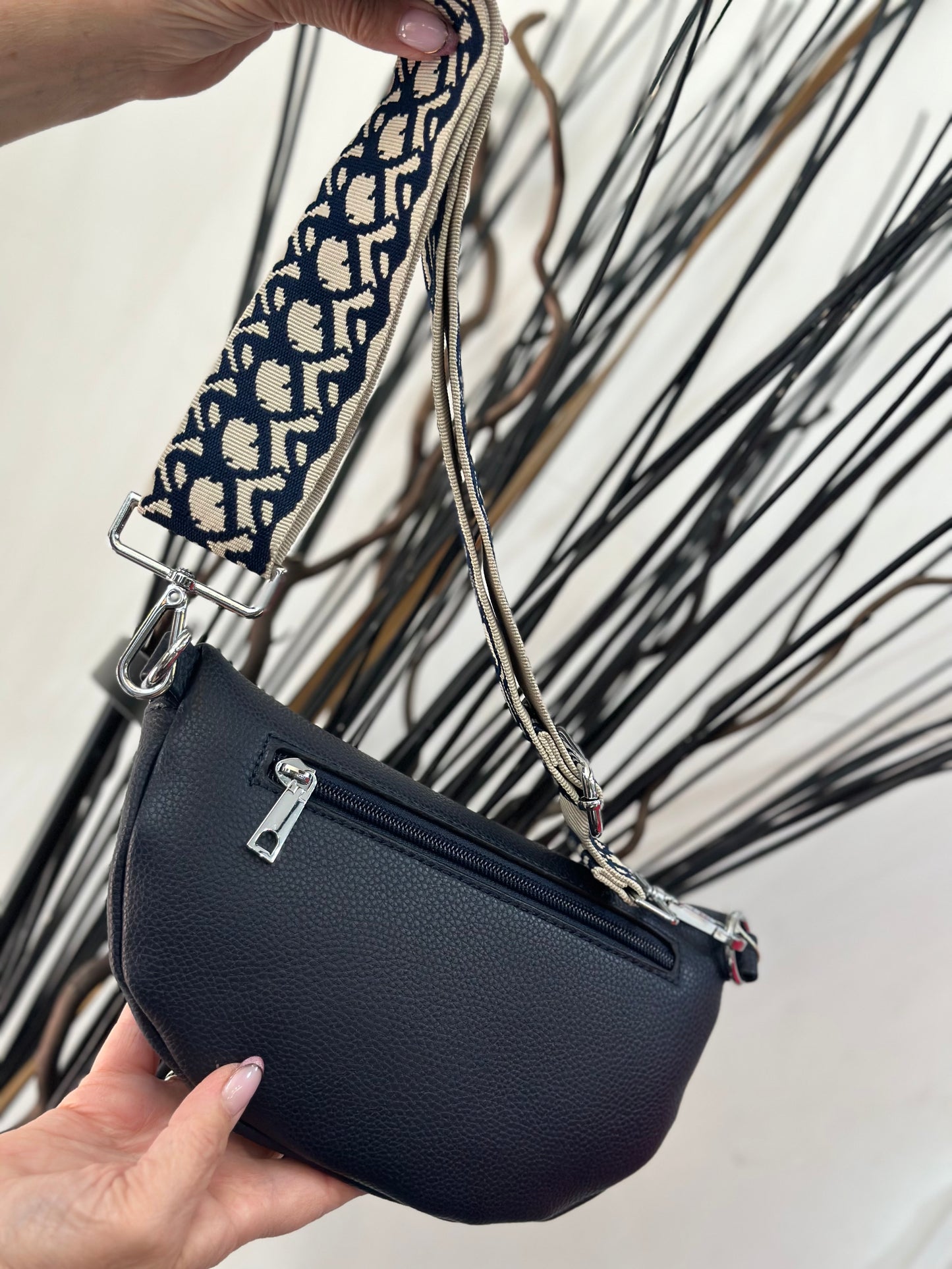 MARNI CROSSBODY BAG-