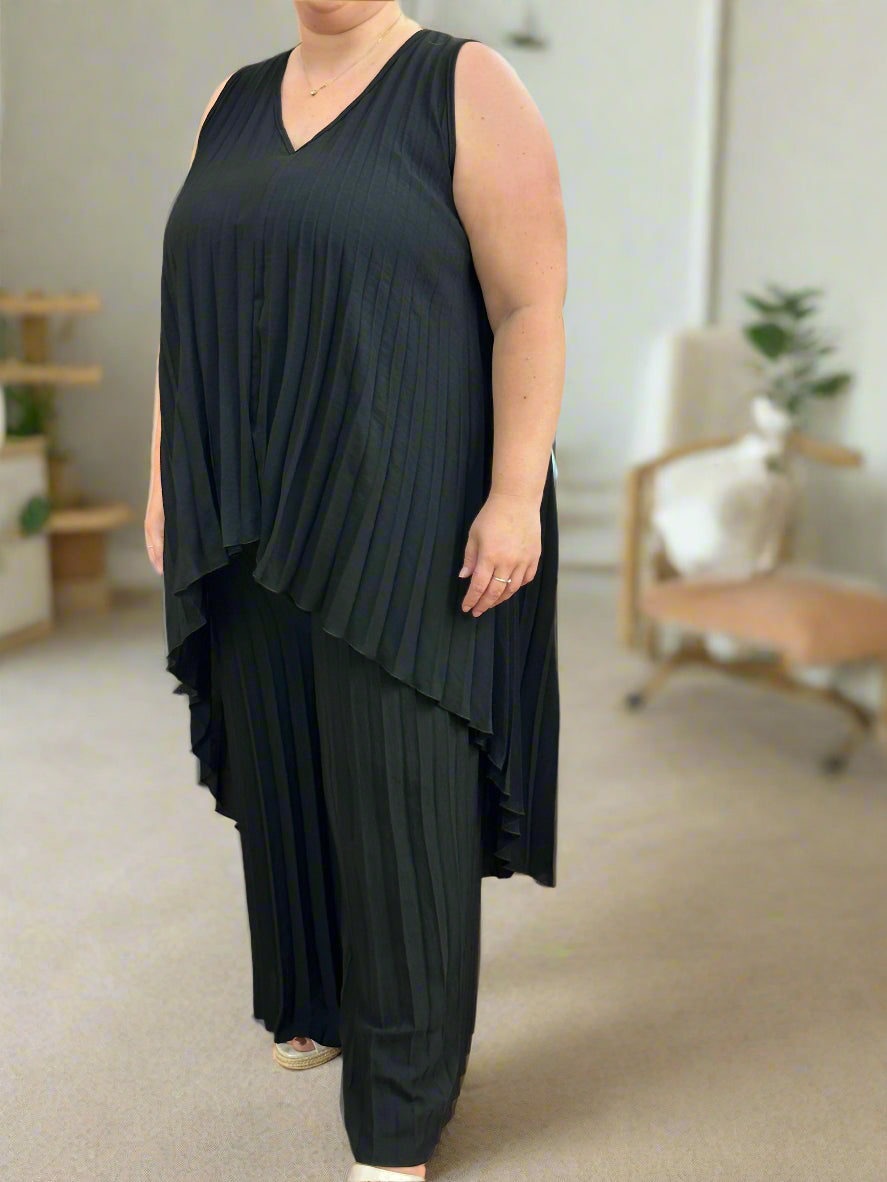 CHESCA PLEATS-KENDRA V NK DIP HEM S/LESS CO-ORD