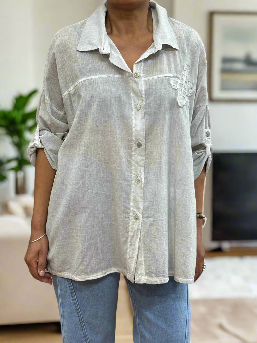 HANNAH- WASHED FLOWER APP SHIRT