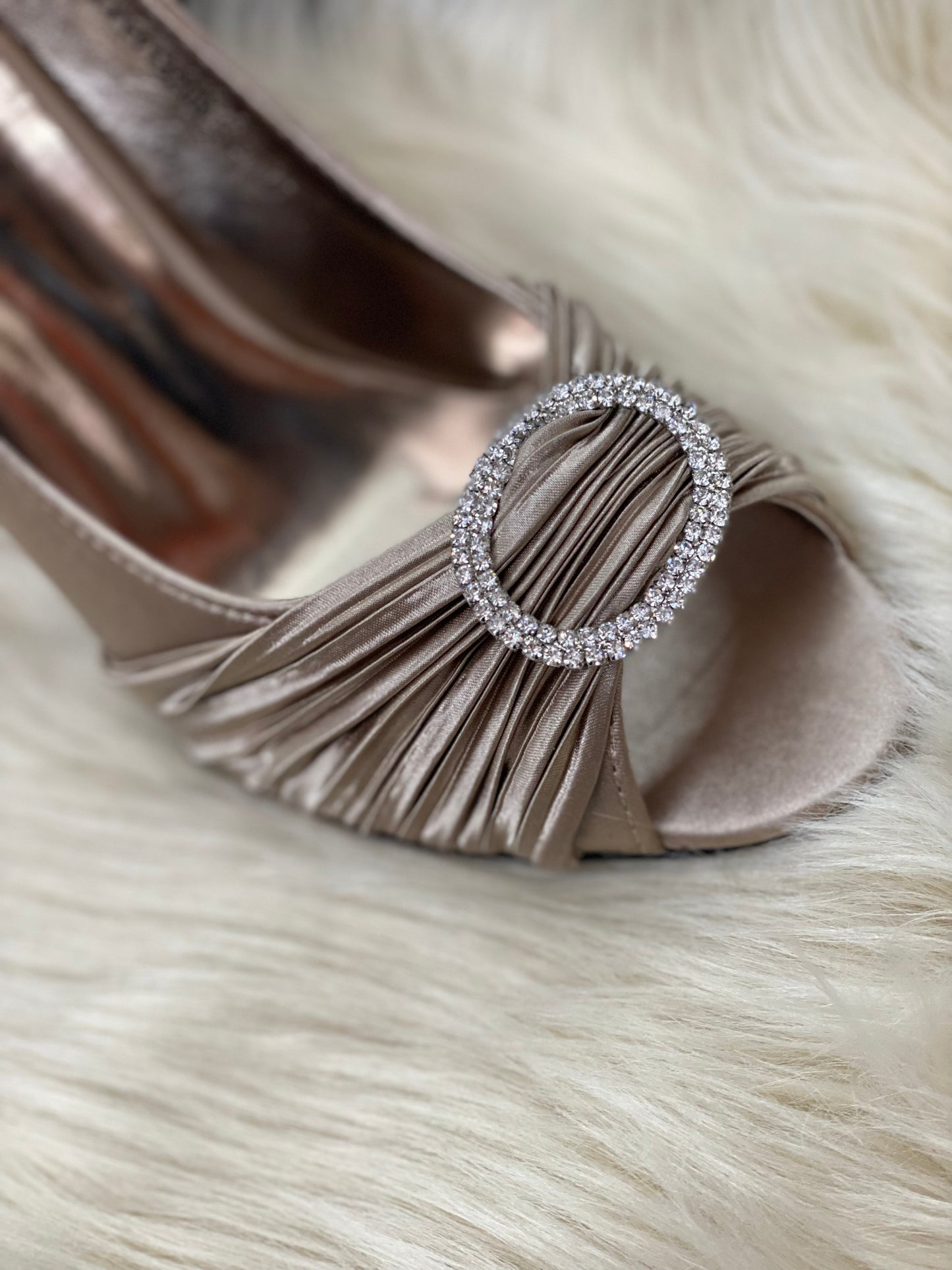 LUNAR ELEGANCE SIENNA- CHAMPAGNE
