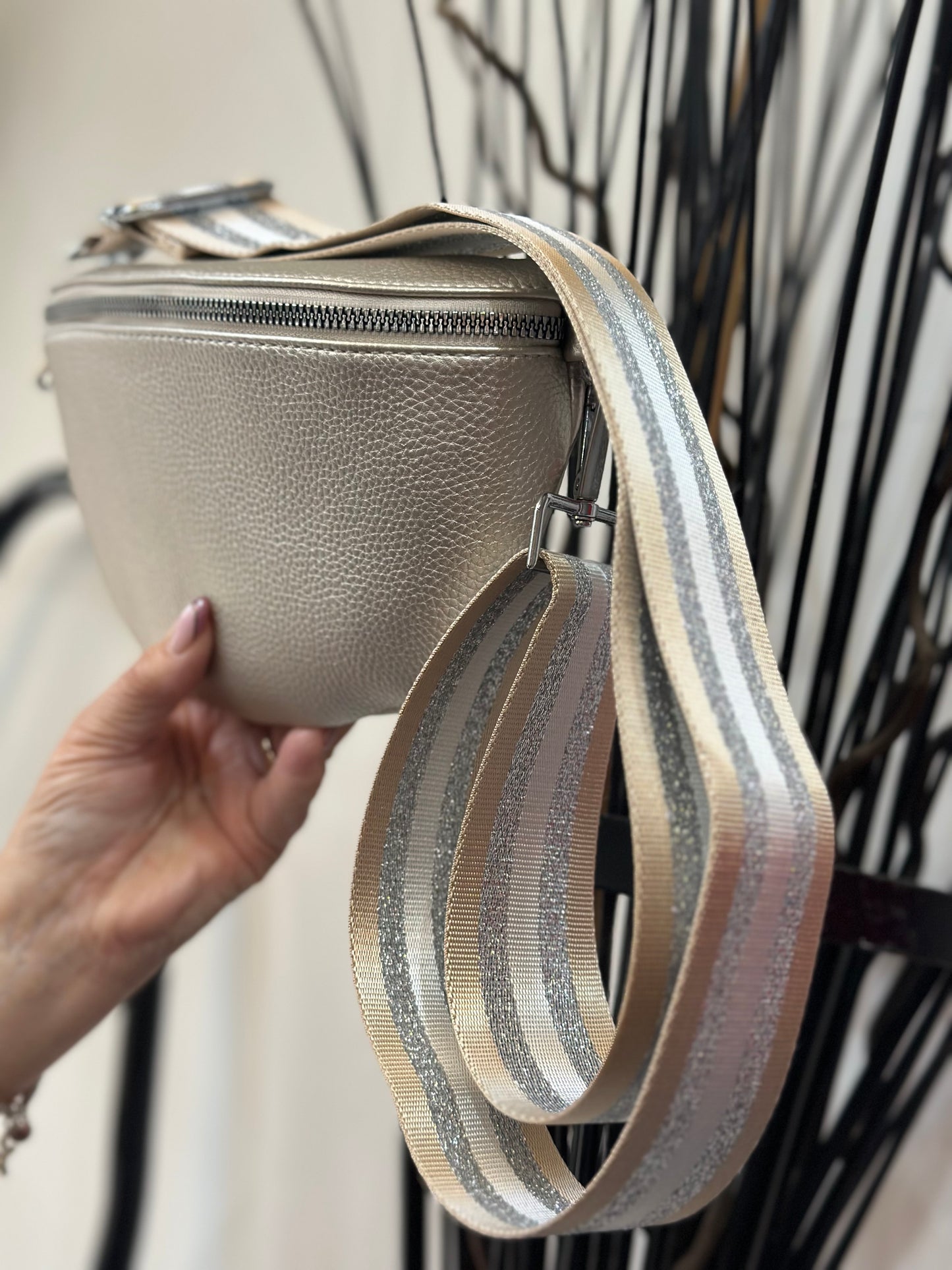 MARNI CROSSBODY BAG-