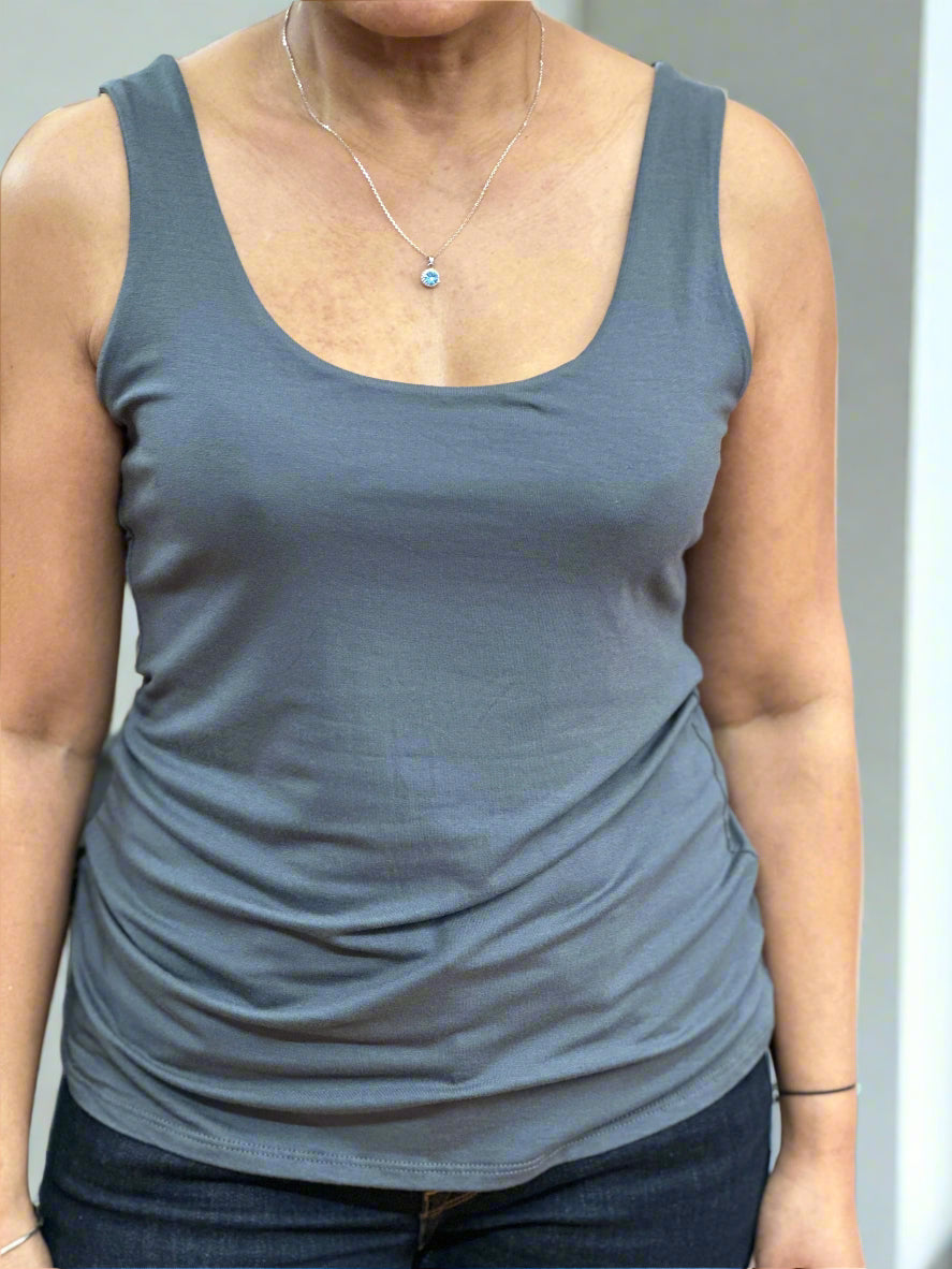 MWBASIC FINN D/L VEST TOP